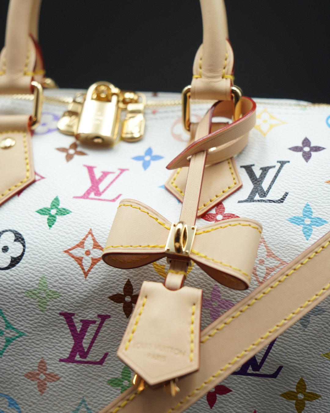 Borse di lusso online: come riconoscere i siti truffa che vendono imitazioni