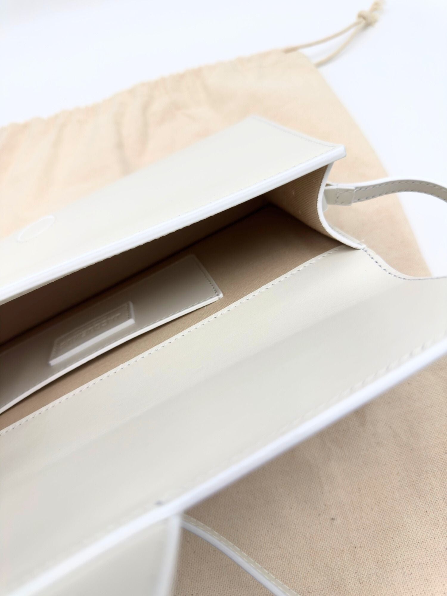 Jacquemus Borsa Il Bambino Lungo - Aurea Luxury Lab