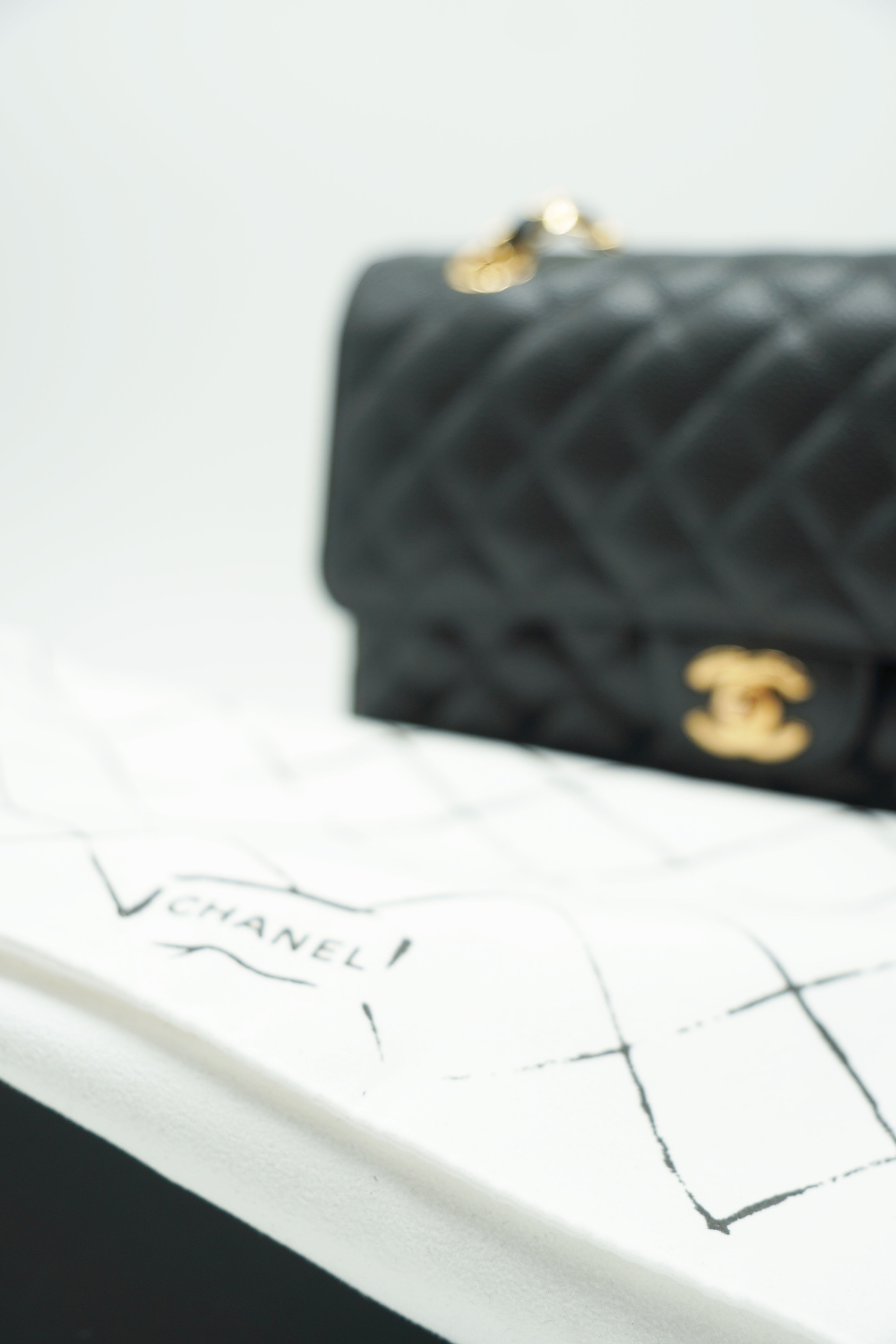 Chanel Borsa Timeless Caviar Medium Nero