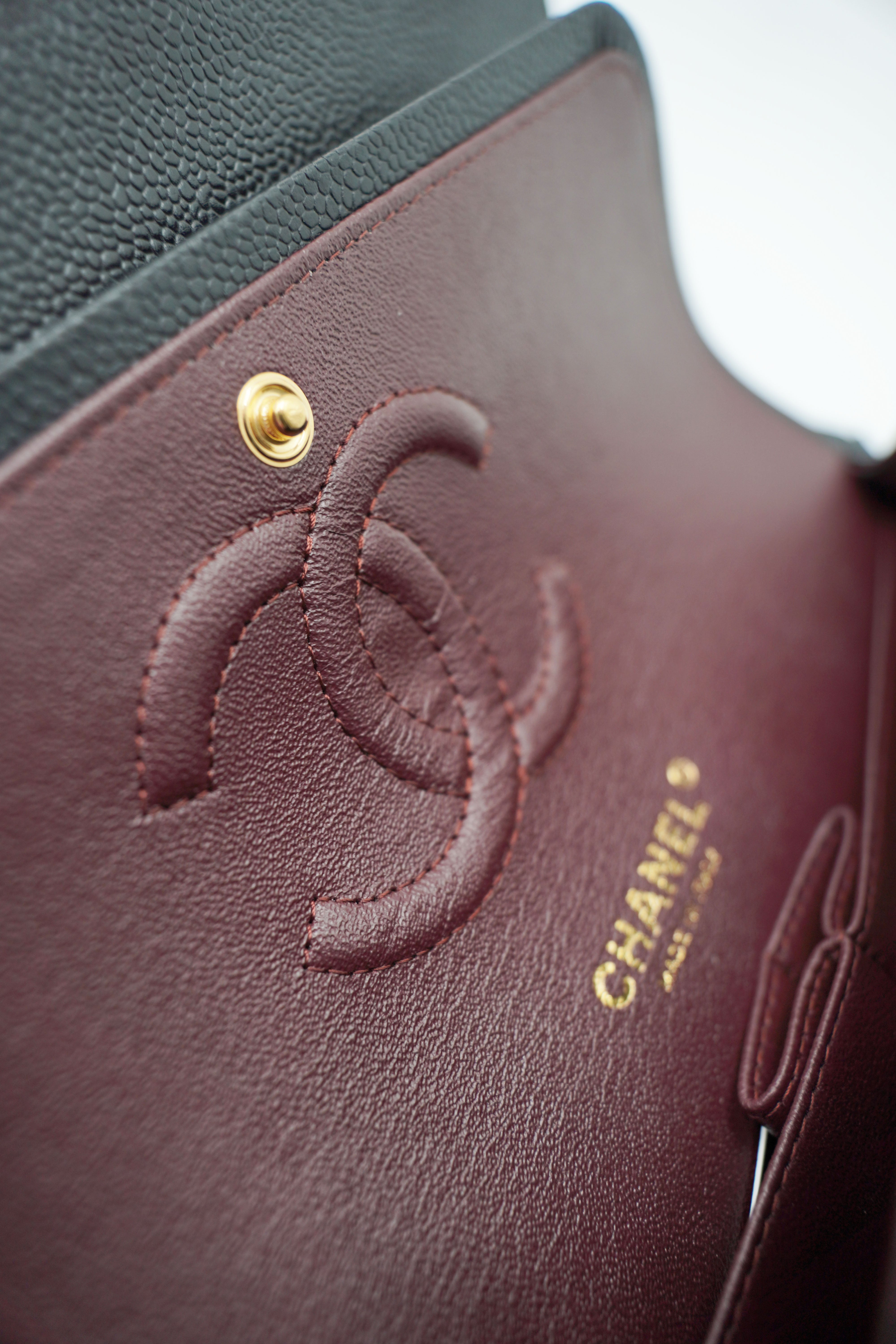 Chanel Borsa Timeless Caviar Medium Nero