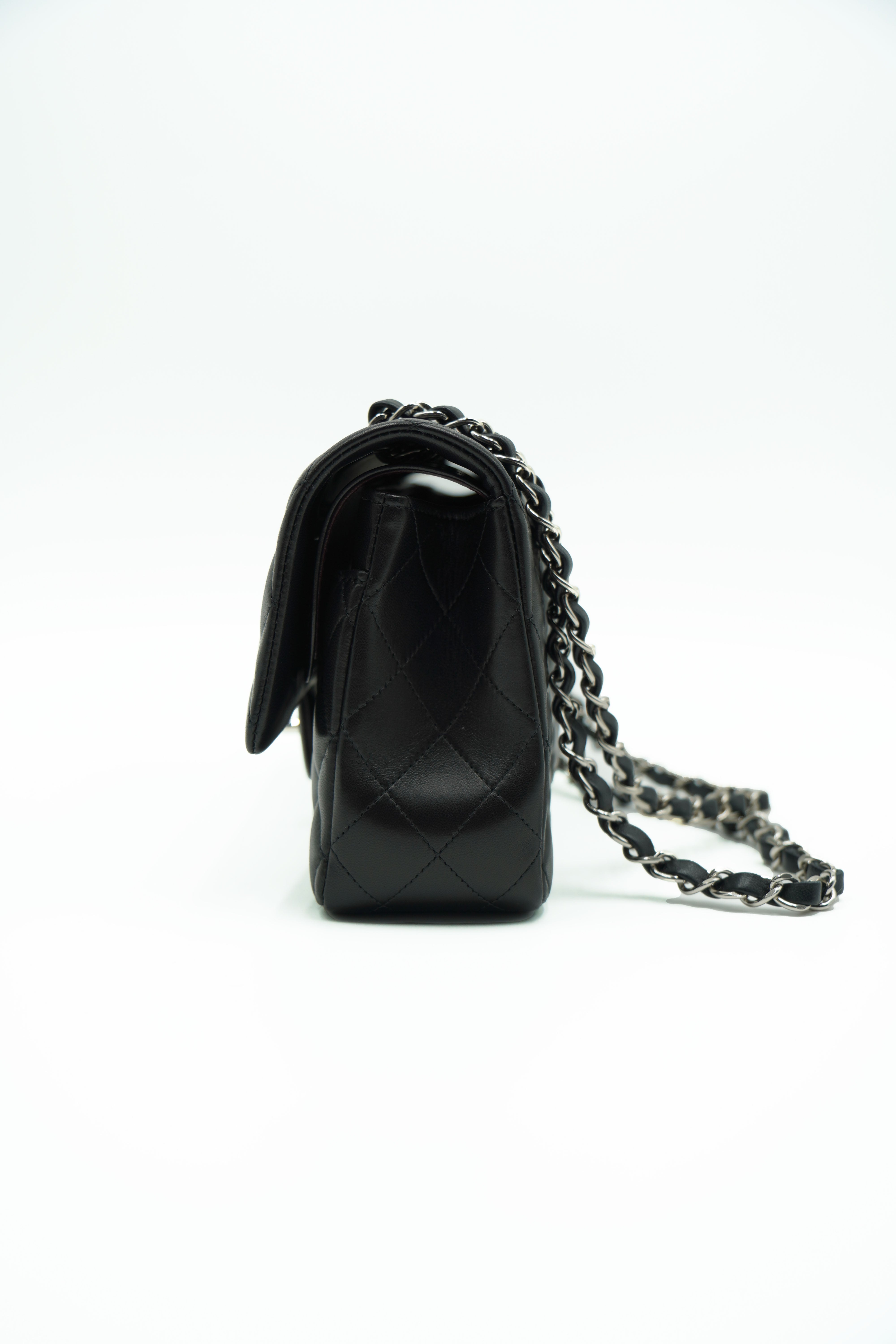 Bolso Chanel Timeless de piel de cordero clásico negro - Usado auténtico