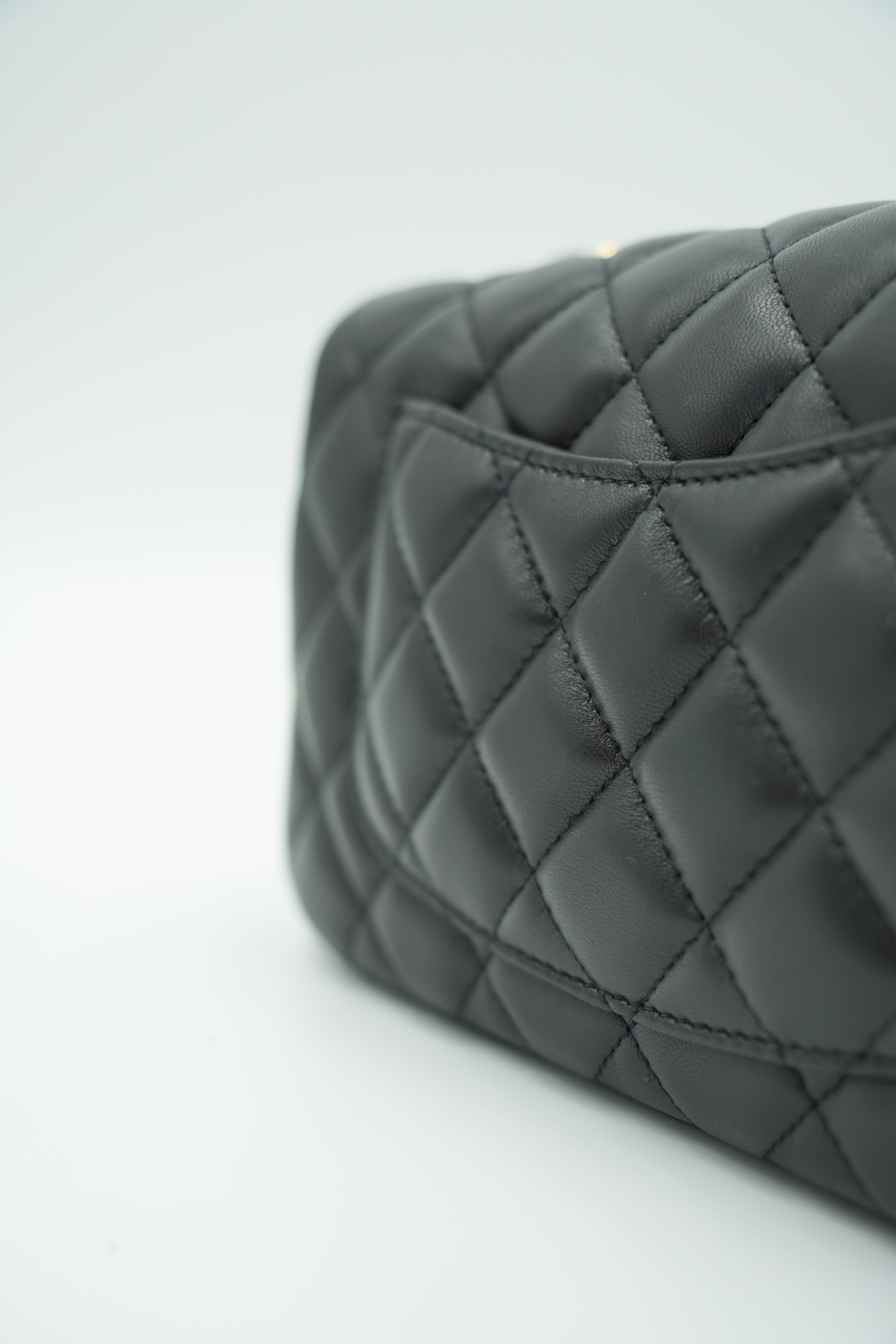 Chanel Borsa Classic Timeless Mini Flap Lambiskin Nero