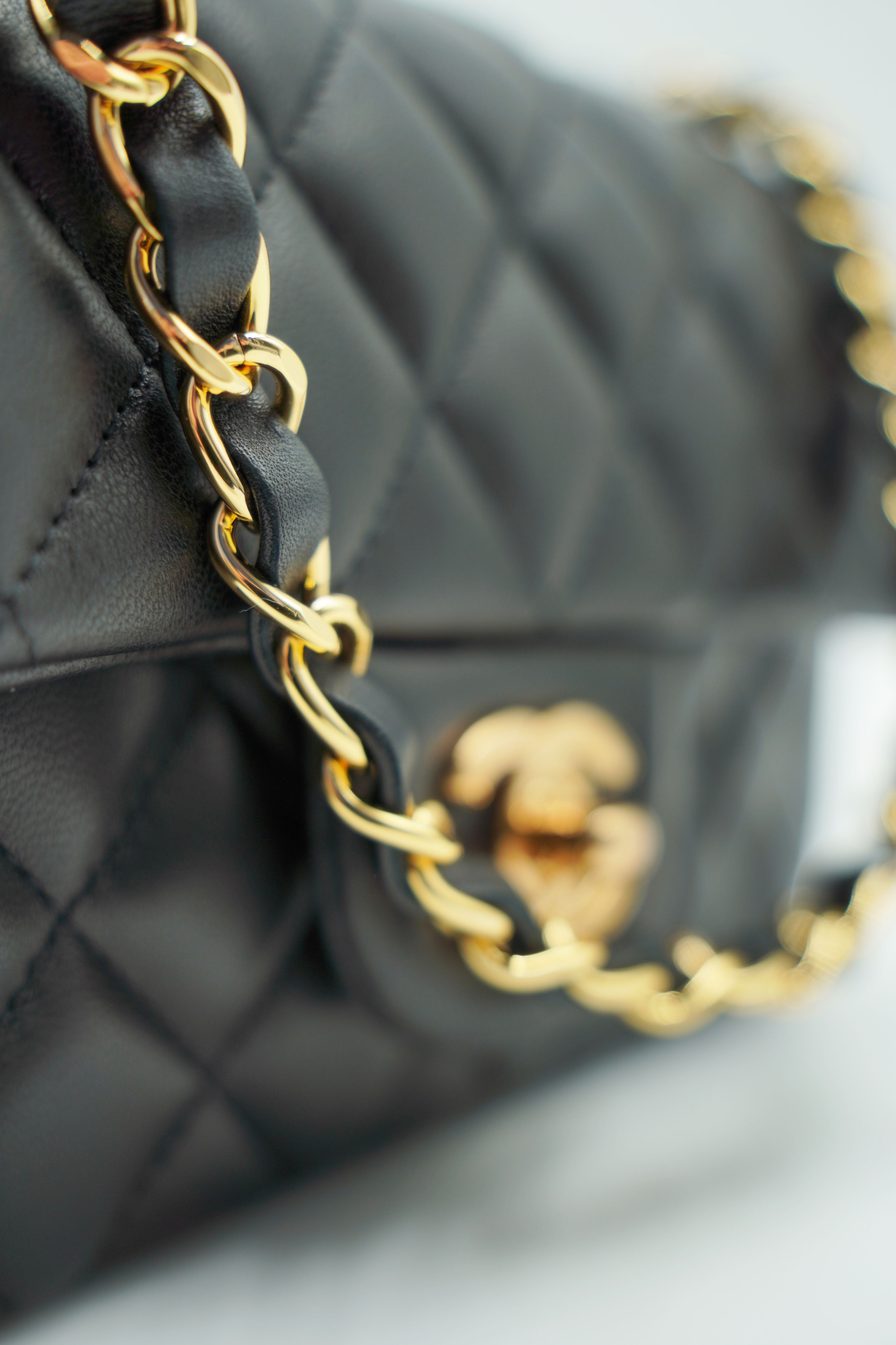 Chanel Borsa Classic Timeless Mini Flap Lambiskin Nero