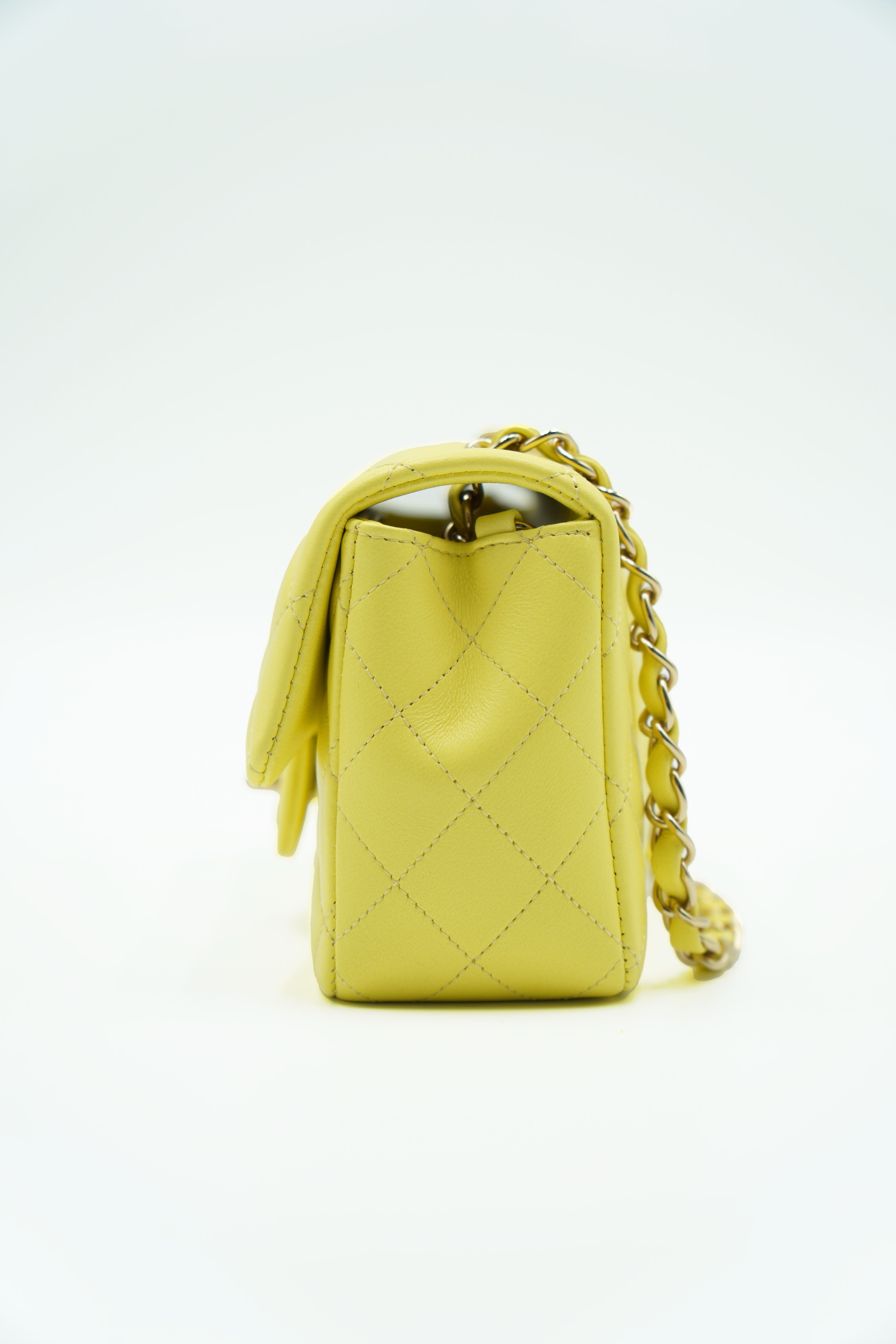 Chanel Borsa Classic Timeless Mini Flap Lambiskin Giallo