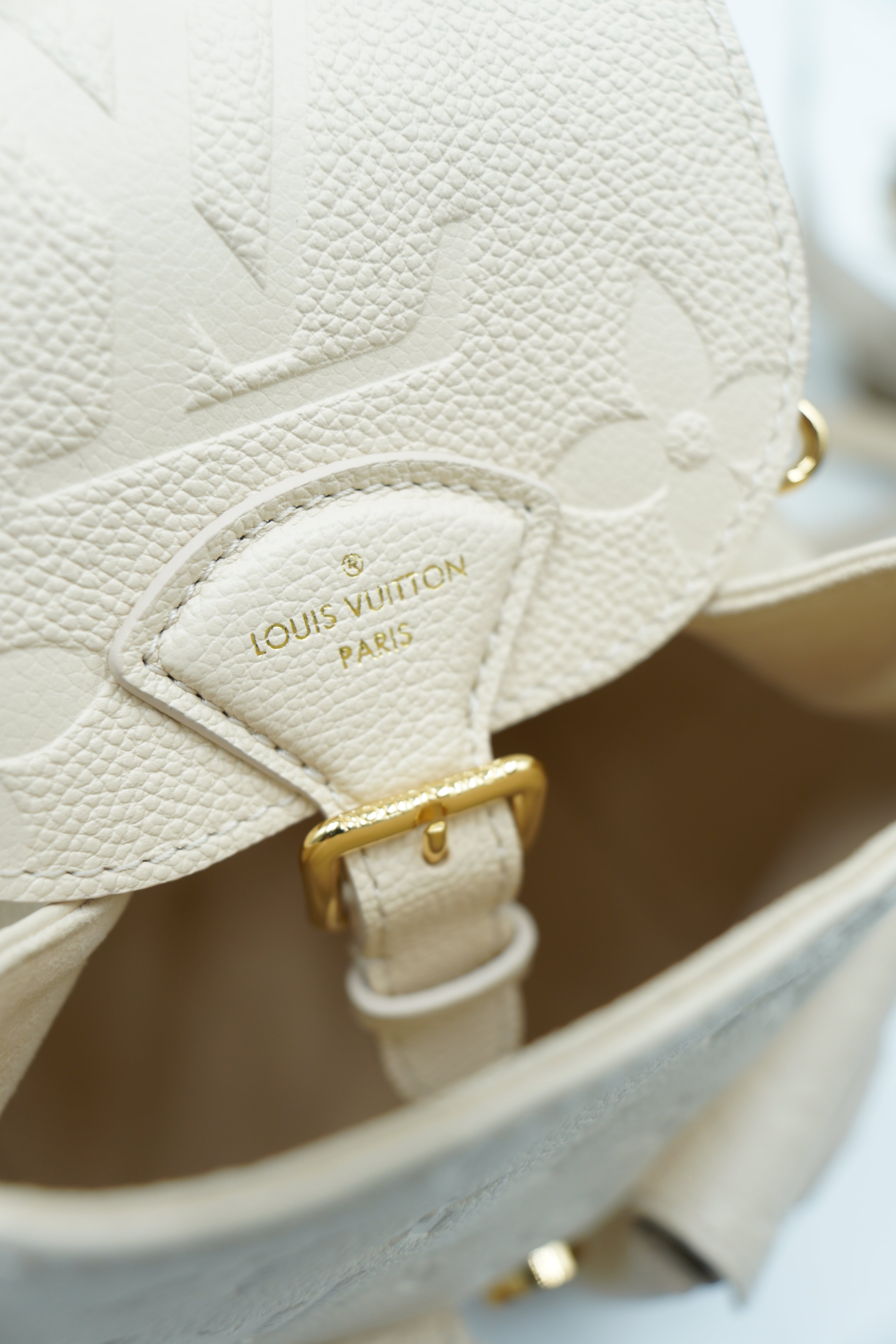 Louis Vuitton Zaino Backup Pelle Latte