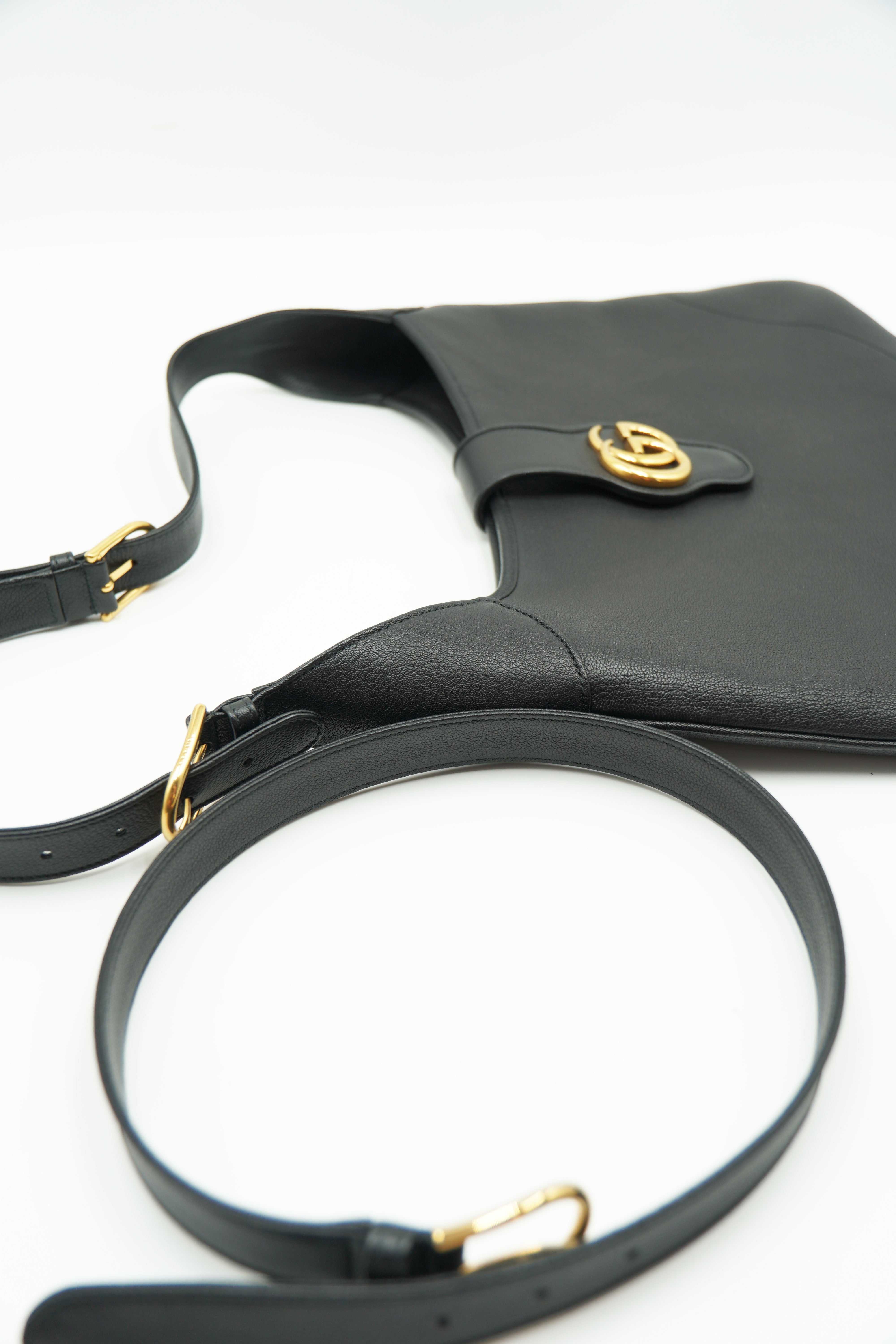 Gucci Tasche Aphrodite Grande aus schwarzem Leder mit Schulterriemen — Gebraucht Authentisch