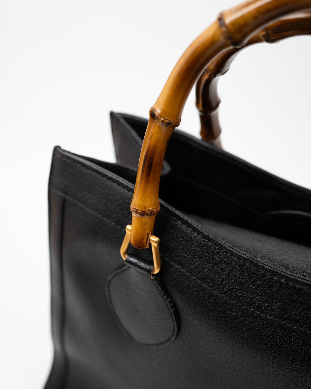 Gucci Borsa Diana Bamboo Media Pelle Martellata Nera second hand luxury - Aurea Luxury Lab