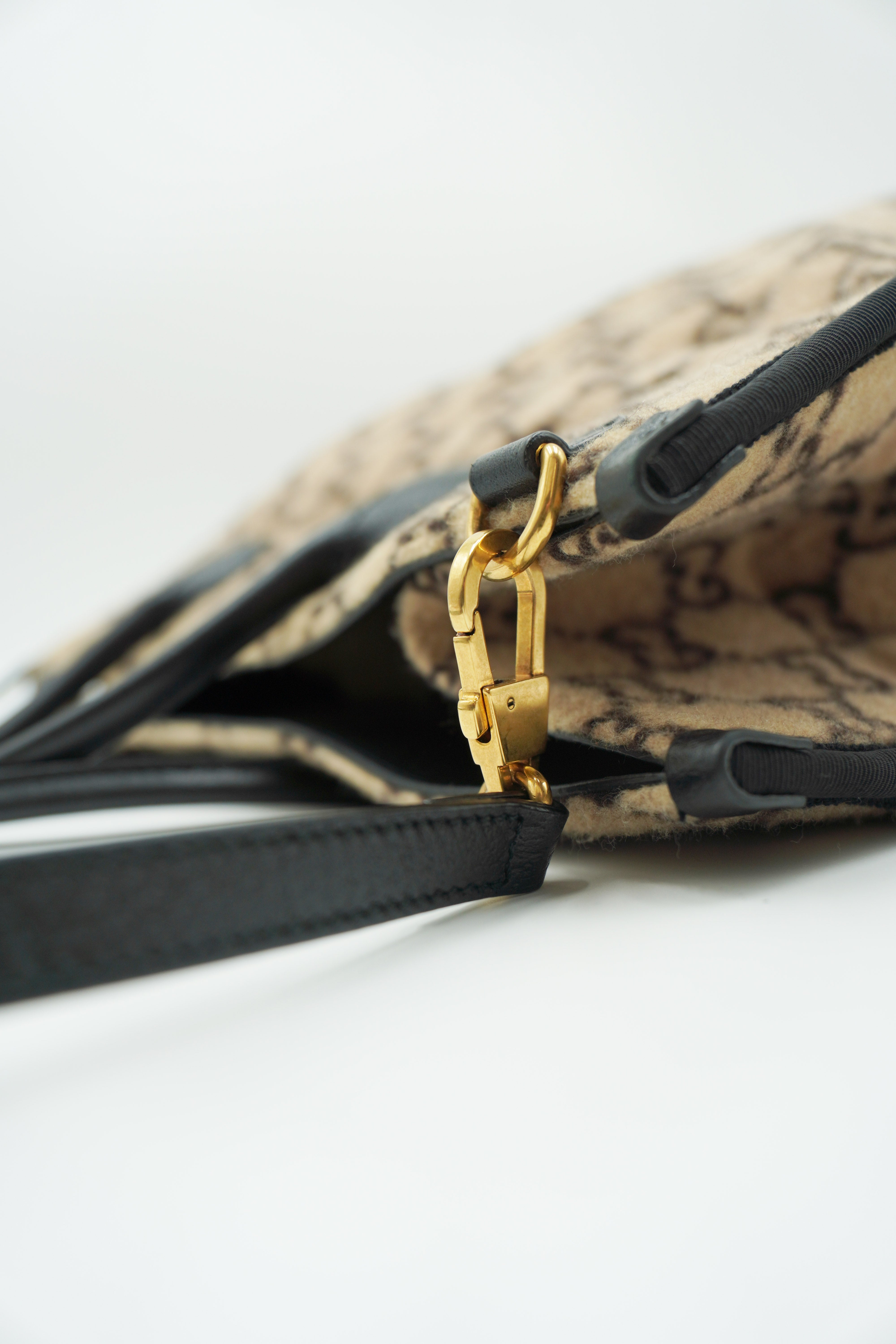 Gucci Borsa Shopping In Tessuto e Pelle Con Motivo GG Beige ed Ebano - Usato Autentico