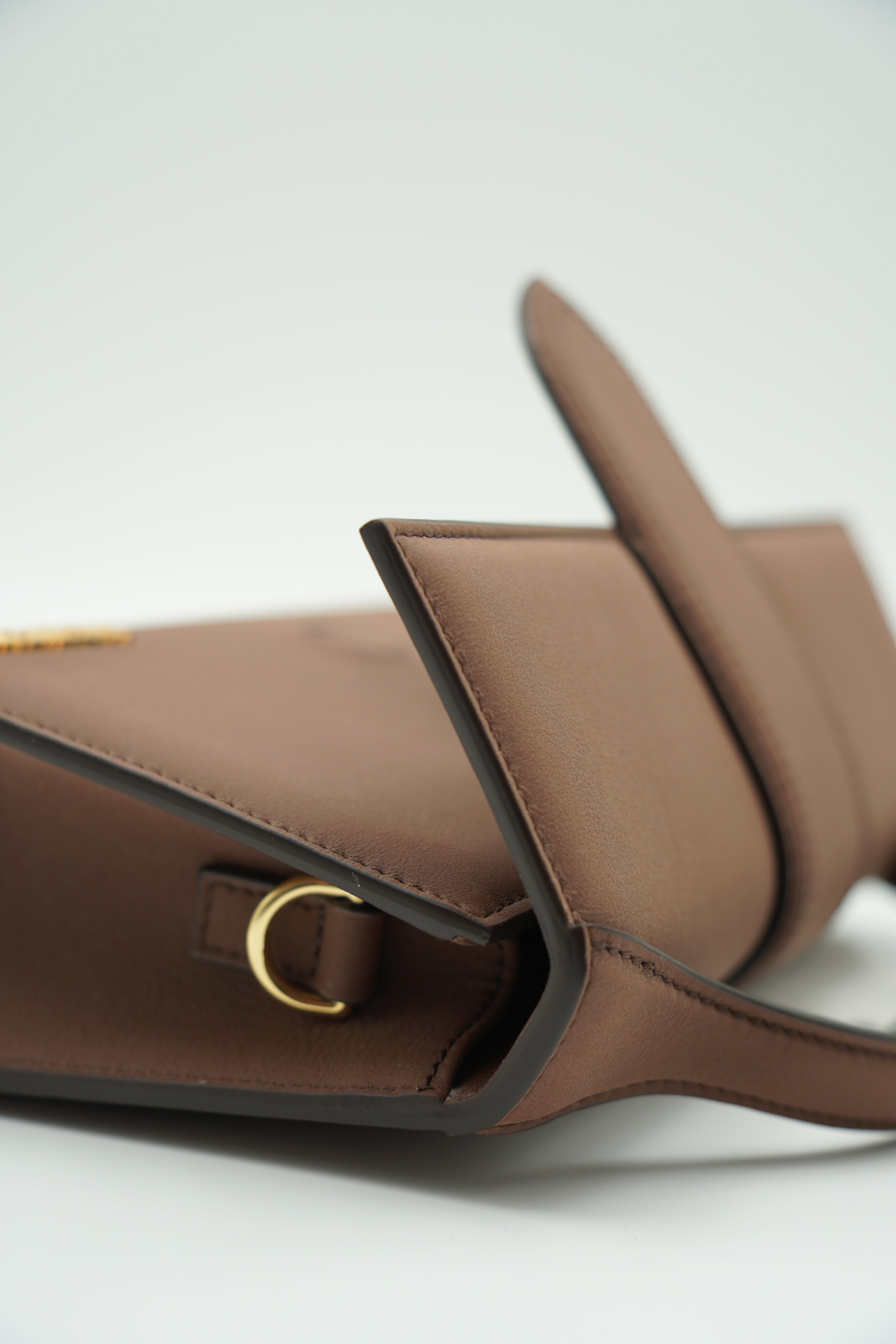Jacquemus Borsa Il Grande Bambino Marrone Nabuk