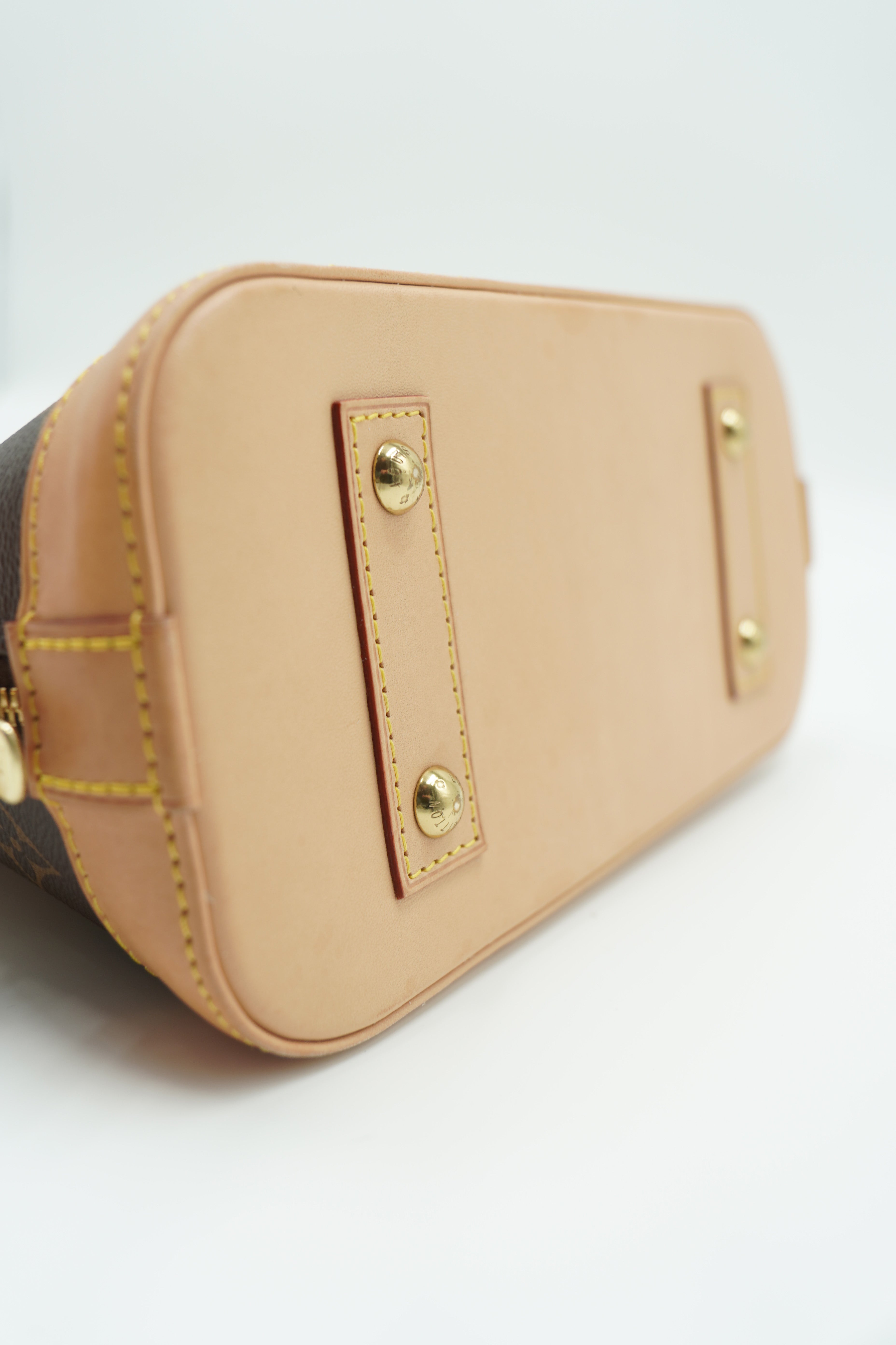 Louis Vuitton Borsa Alma BB monogram luxury resale autentica - Aurea Luxury Lab