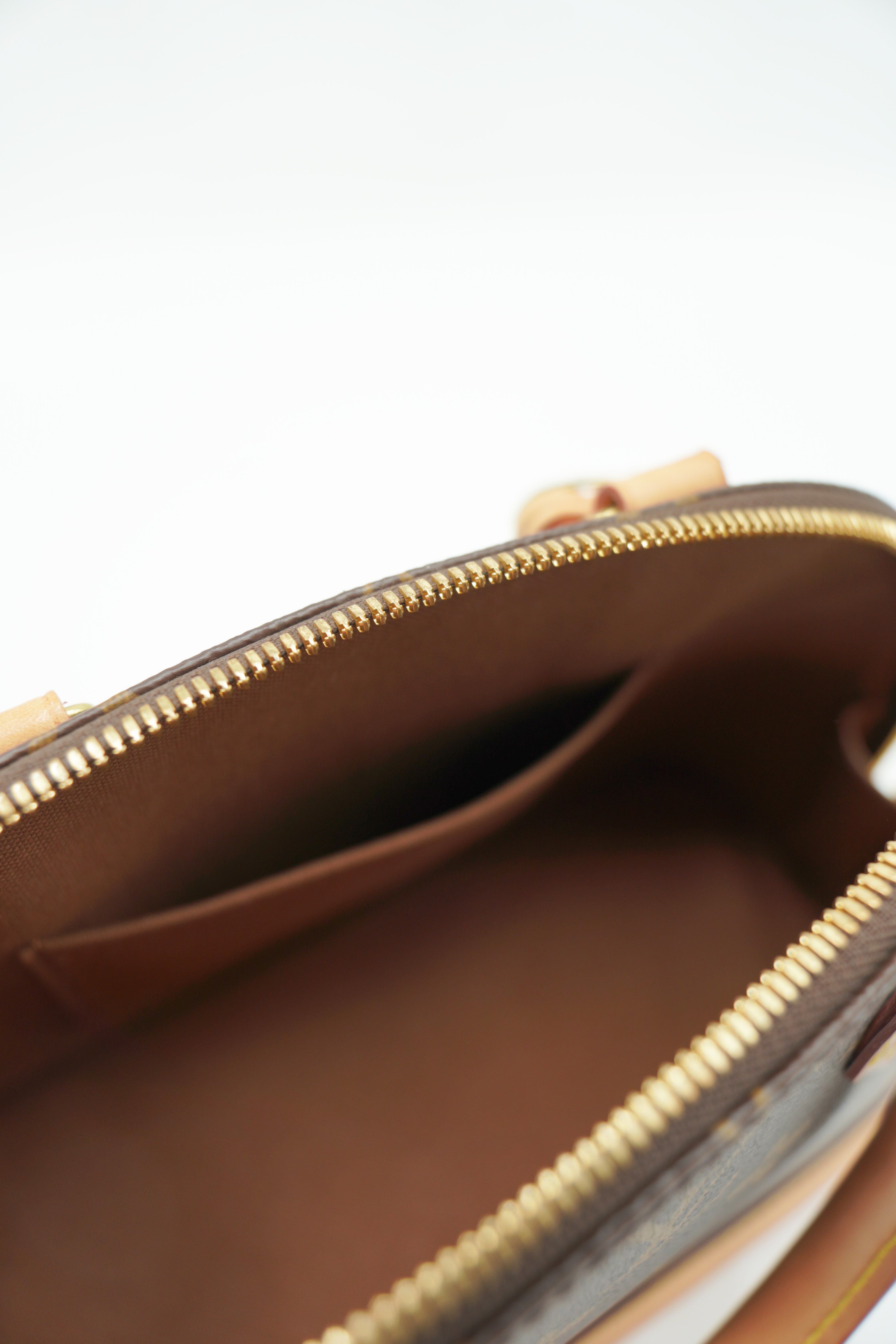 Louis Vuitton Borsa Alma BB monogram usata autentica certificata - Aurea Luxury Lab