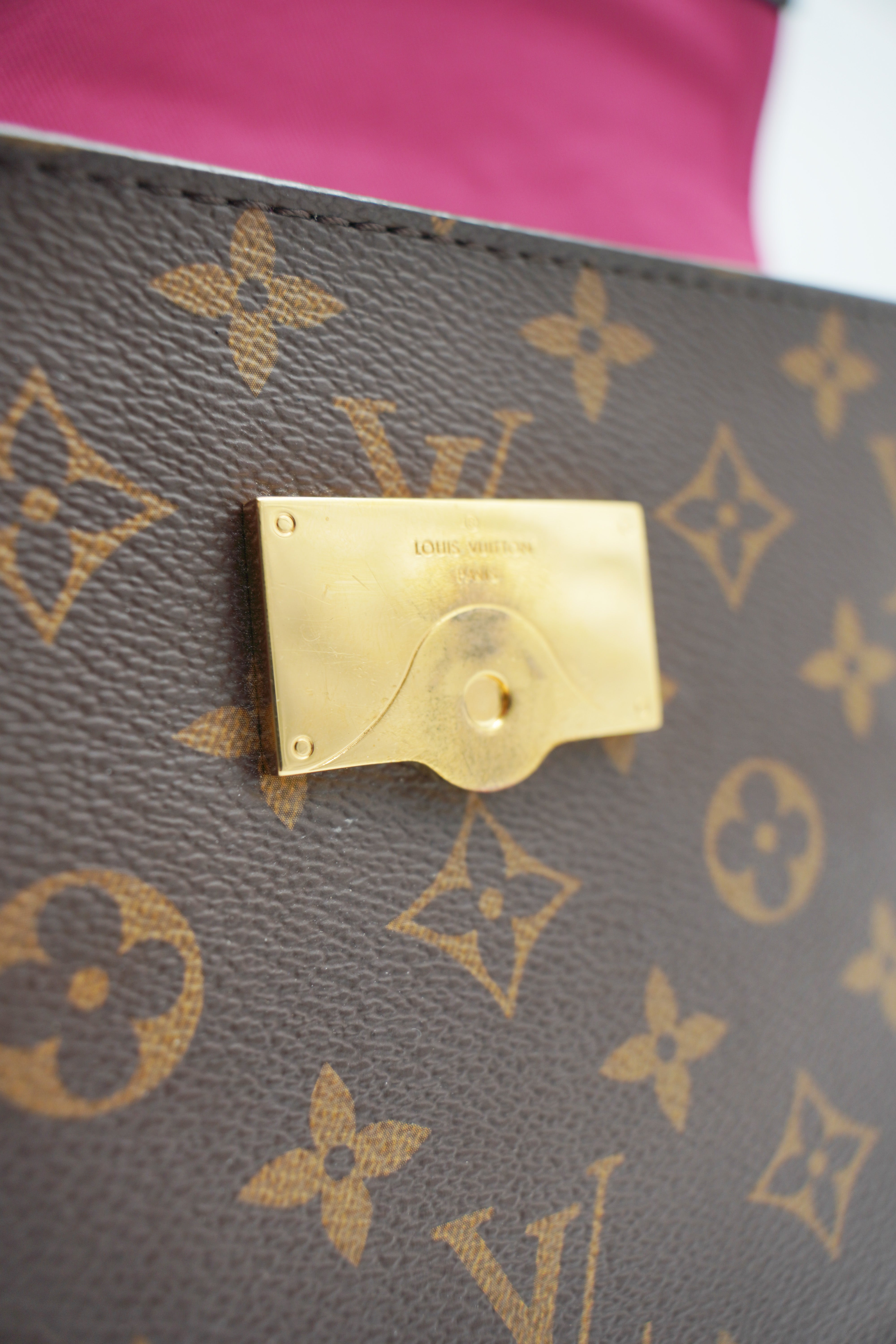 Louis Vuitton Borsa Cluny BB Monogram Tracolla usata autentica - Aurea Luxury Lab