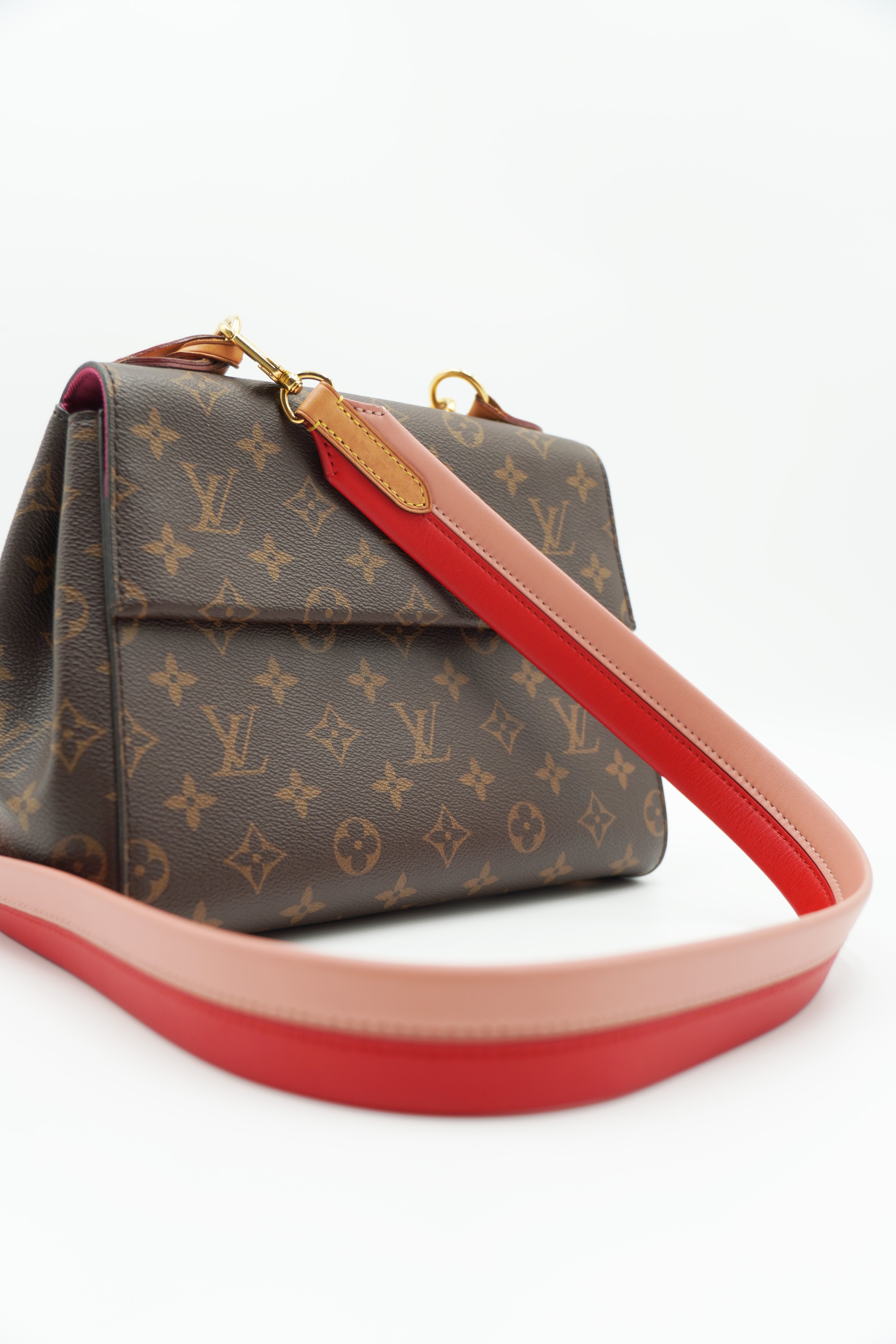 Louis Vuitton Borsa Cluny BB Monogram Tracolla usata autentica - Aurea Luxury Lab