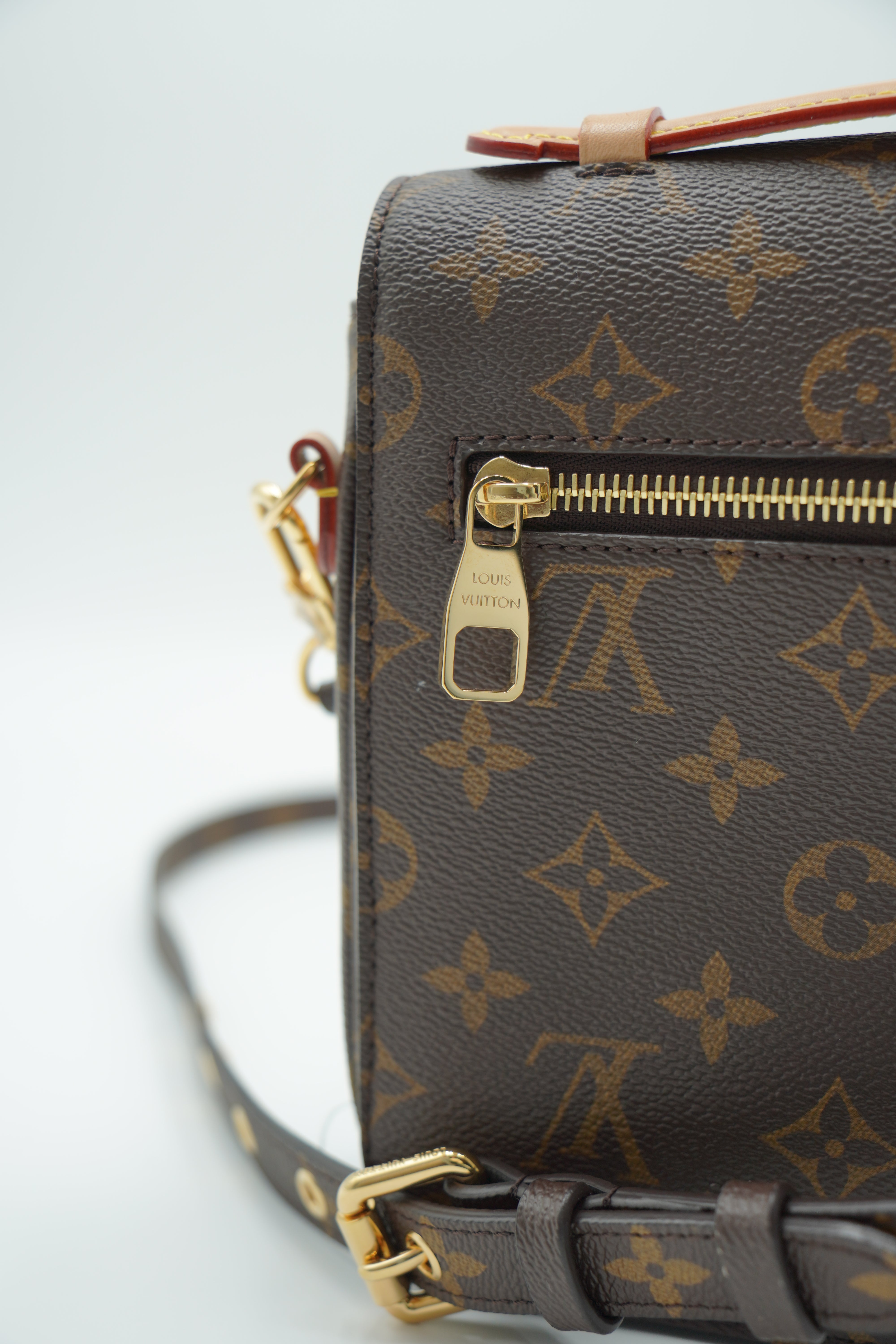 Bolso Louis Vuitton Metis Monogram