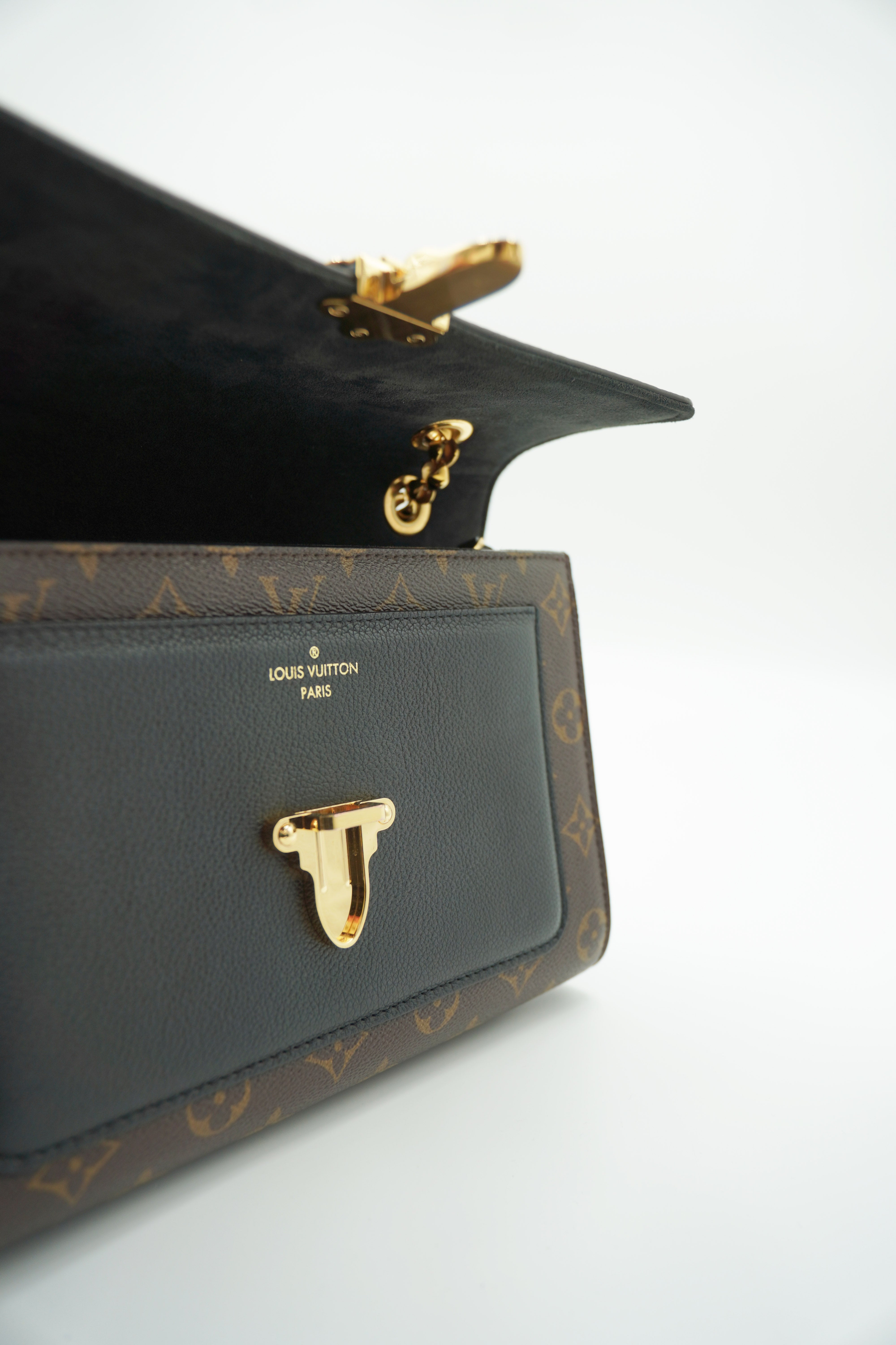 Louis Vuitton Borsa Victoire Monogram Tracolla - Usato Autentico