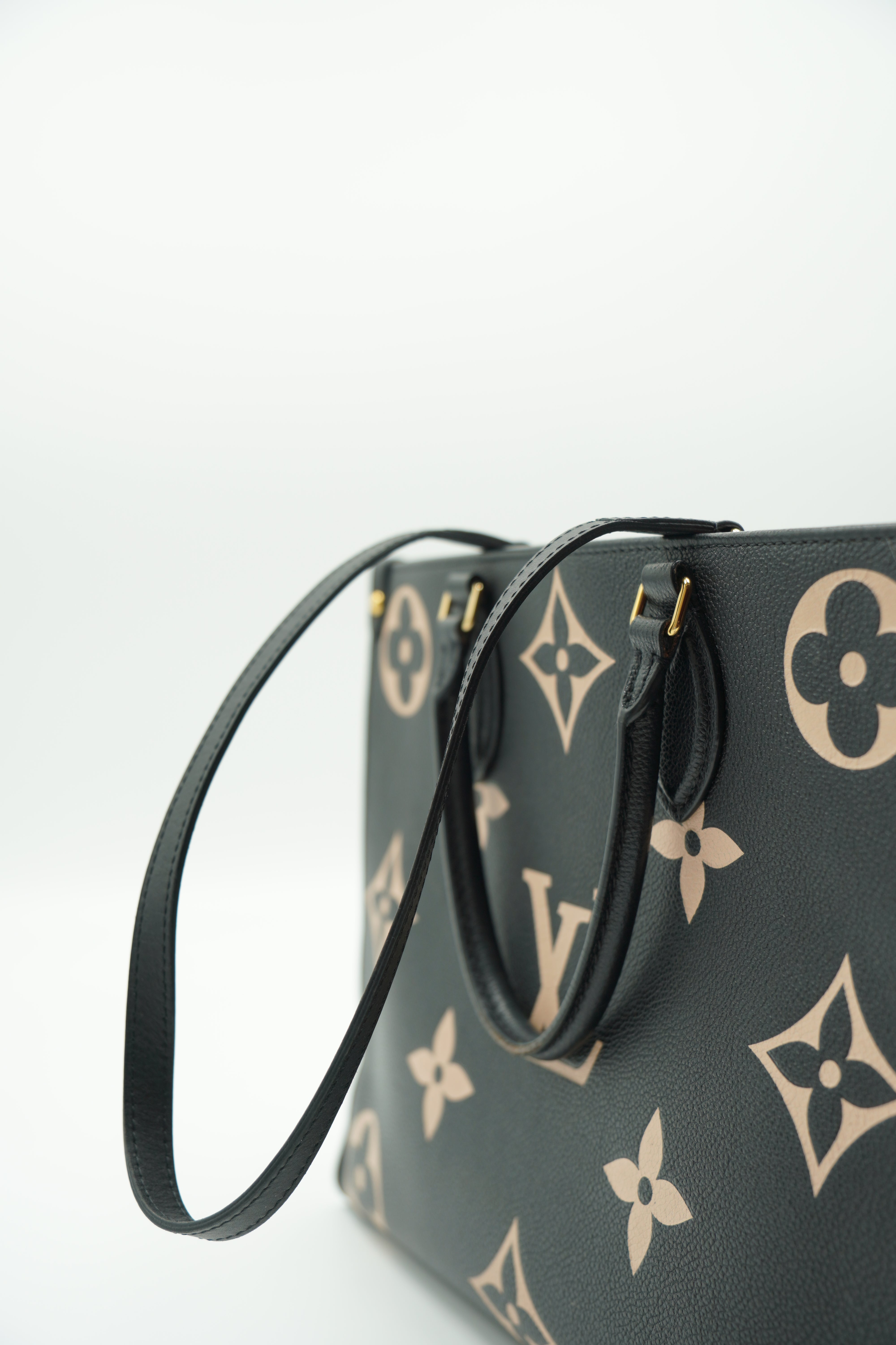 Bolso tote Louis Vuitton OnTheGo MM