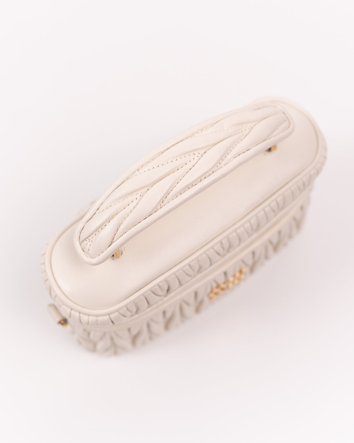 Miu Miu Borsa Vanity Pelle Nappa Matelassé Bianca dettaglio pre-owned certificata - Aurea Luxury Lab