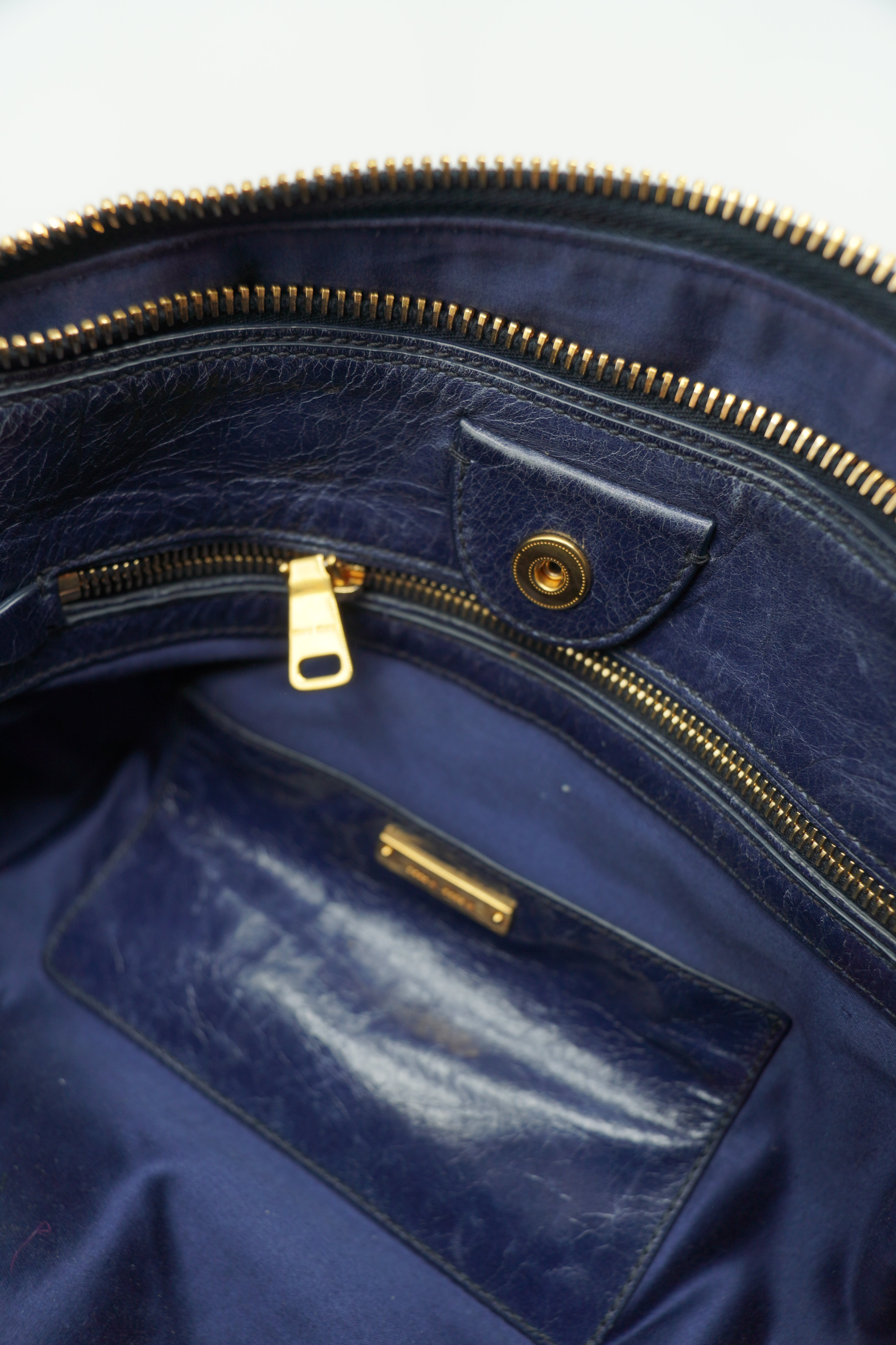 MiuMiu Borsa a mano con tracolla Shine Blu