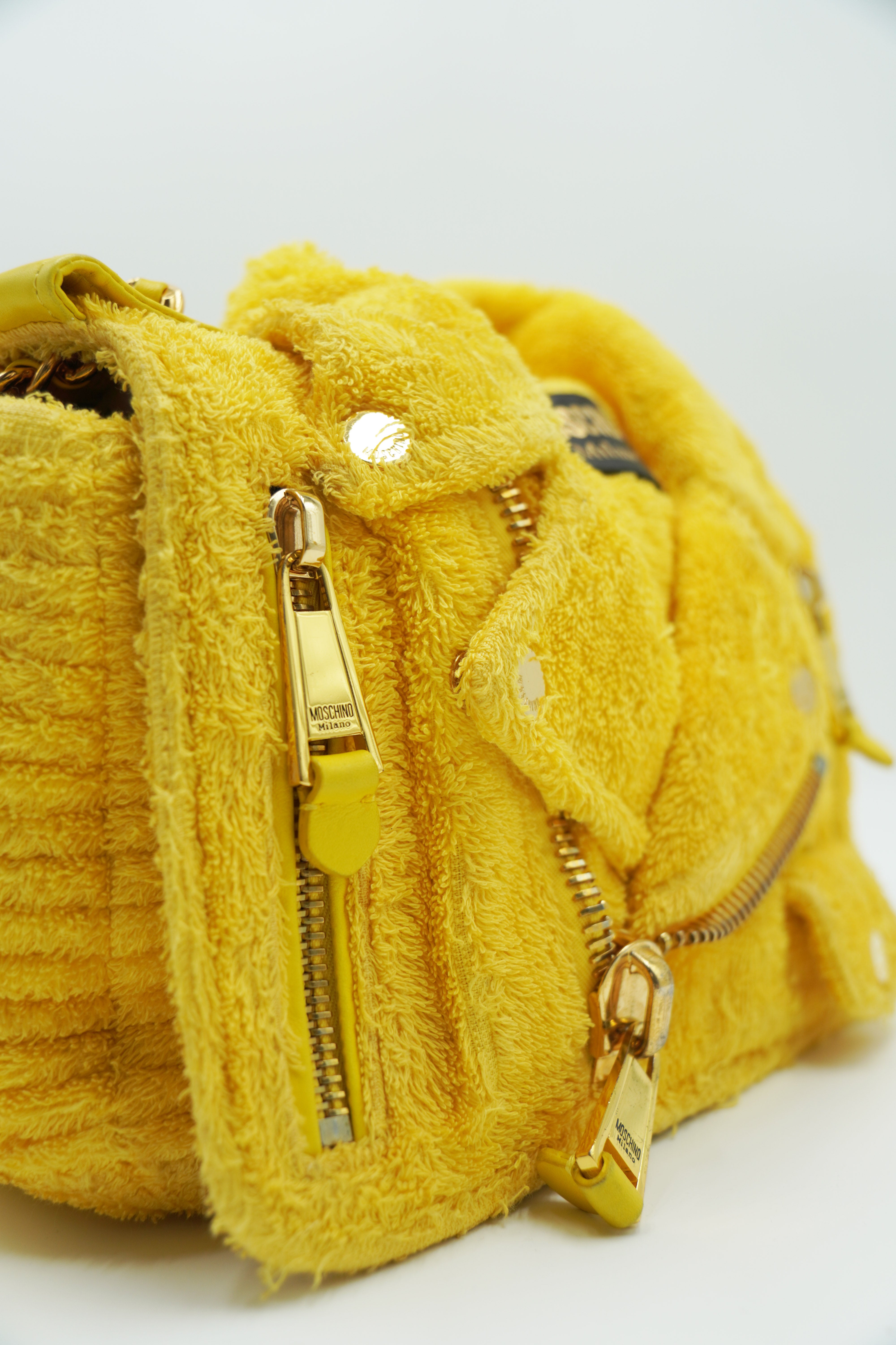 Moschino Borsa Biker Bag In Tessuto Giallo preloved luxury certificata - Aurea Luxury Lab