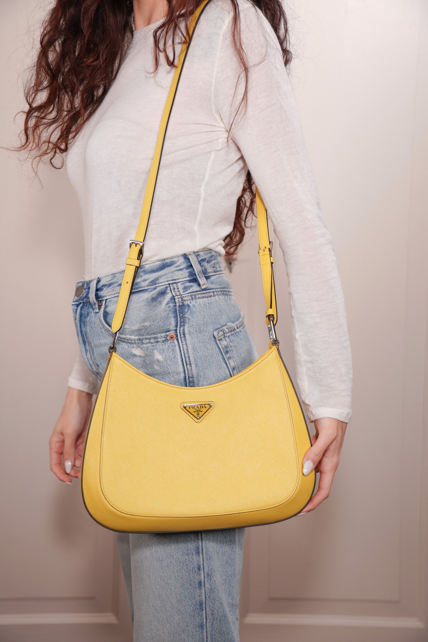 Prada Borsa Cleo Pelle Spazzolata Gialla luxury resale autentica - Aurea Luxury Lab
