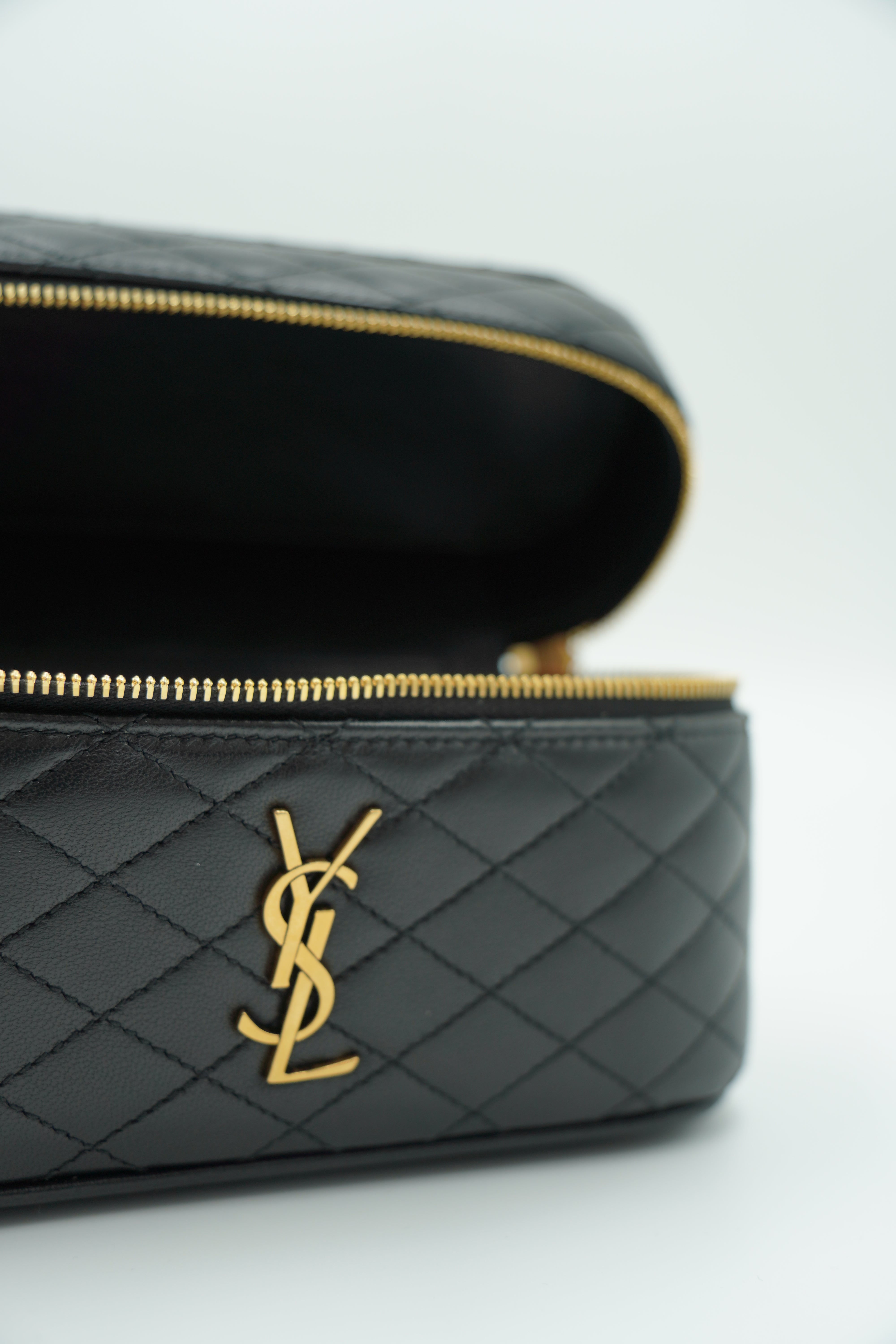 Saint Laurent Borsa Vanitiy Gaby Medium Pelle Agnello Nero borsa usata autentica - Aurea Luxury Lab