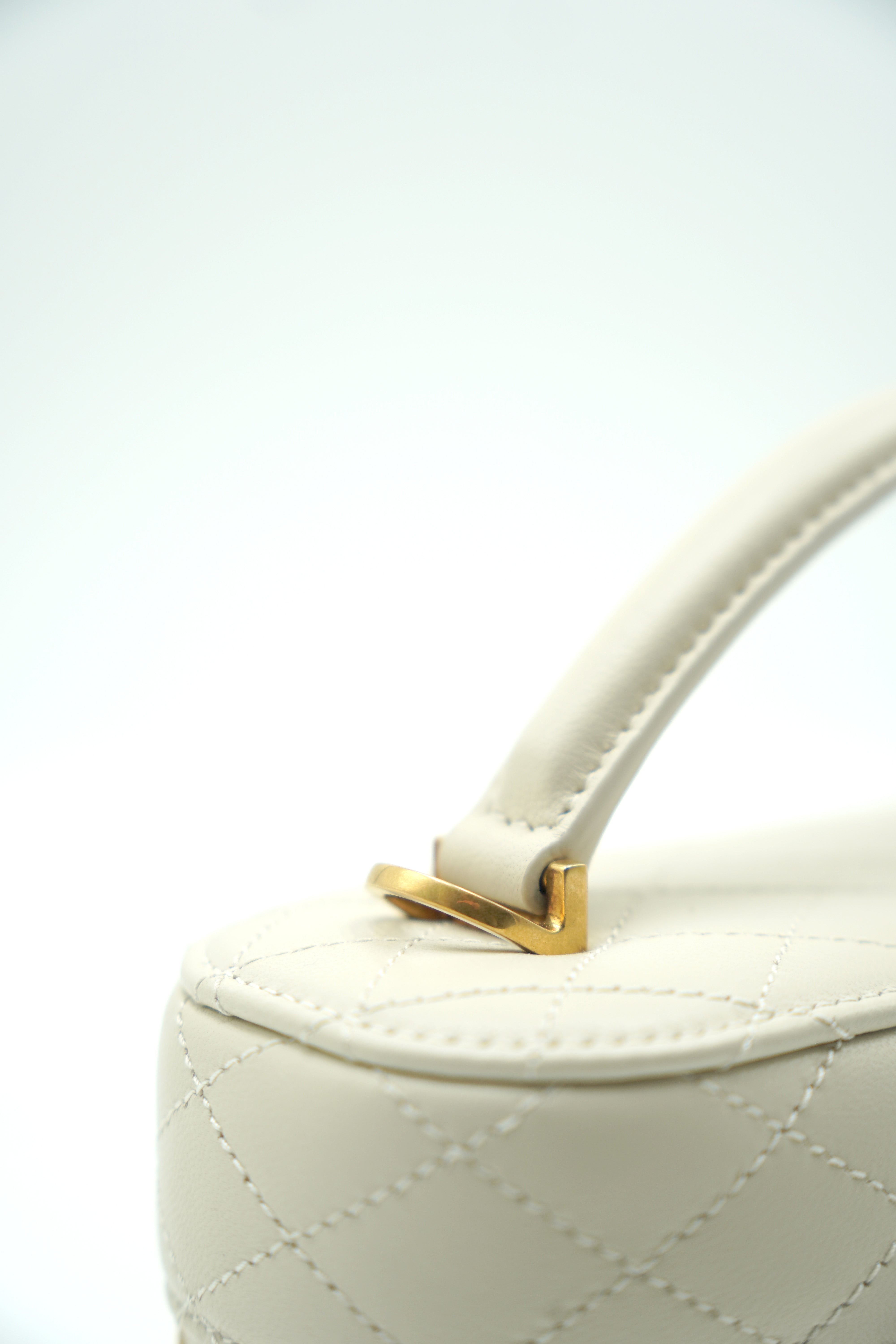 Saint Laurent Gaby Medium Vanity Bag White Leather - Used Authentic
