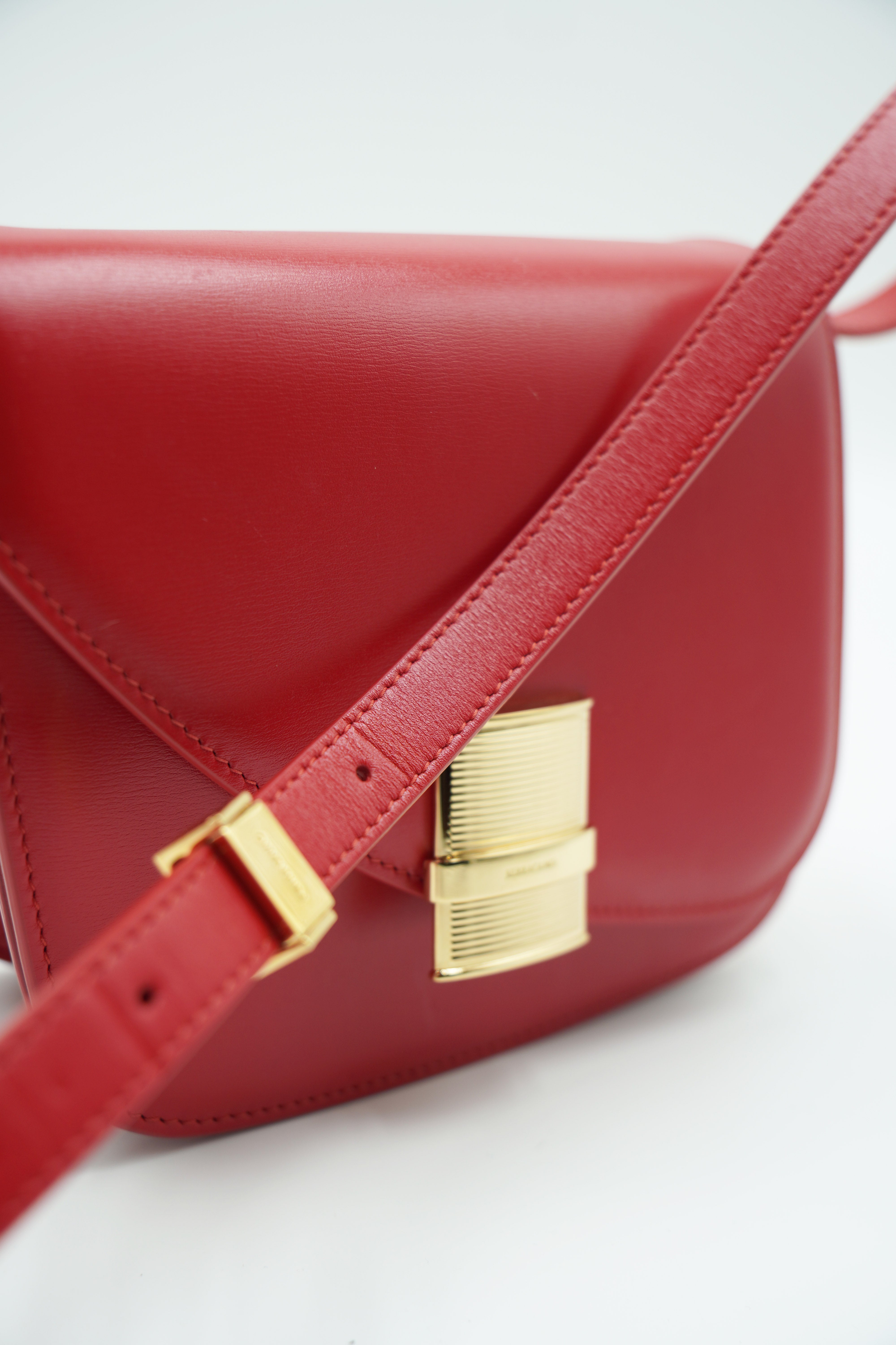 Salvatore Ferragamo Fiamma Leather Shoulder Bag in Red