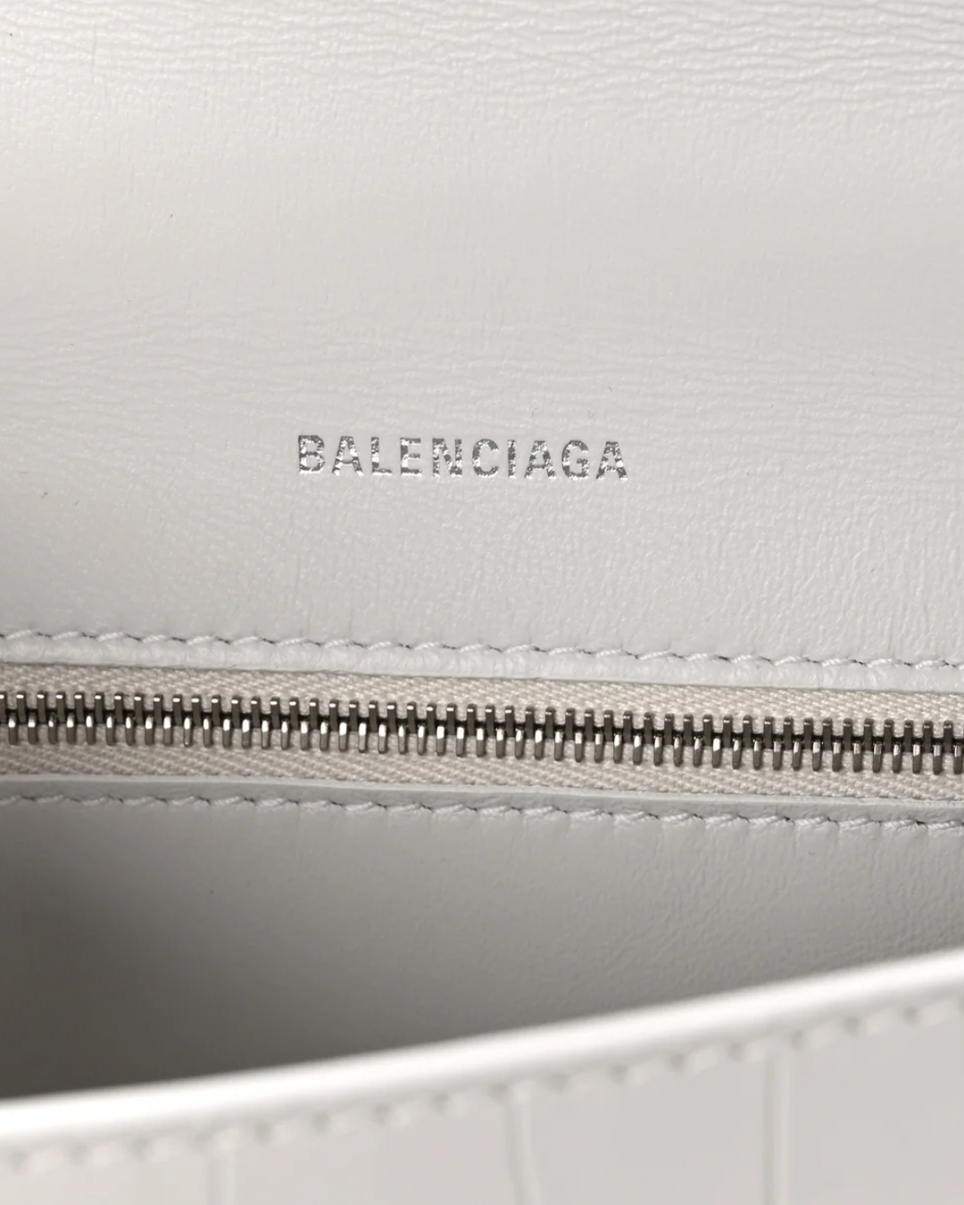 Balenciaga Borsa Hourglass Small Pelle Effetto Coccodrillo Bianca pre-owned certificata - Aurea Luxury Lab