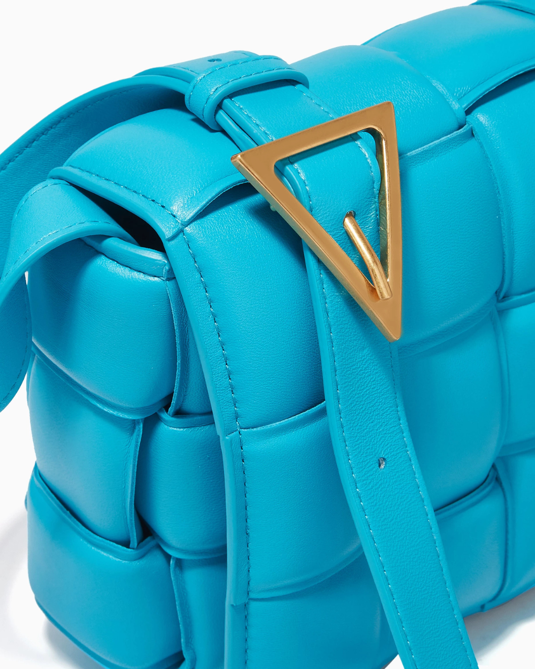 Bottega Veneta Borsa Padded Cassette Pelle Nappa Celeste preloved luxury certificata - Aurea Luxury Lab