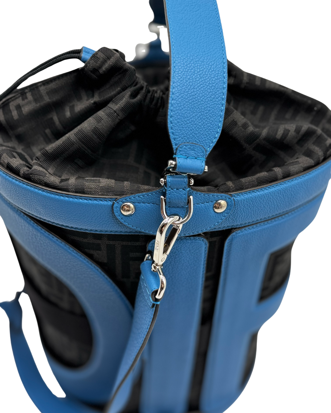 Mochila de pasarela de edición limitada de Fendi