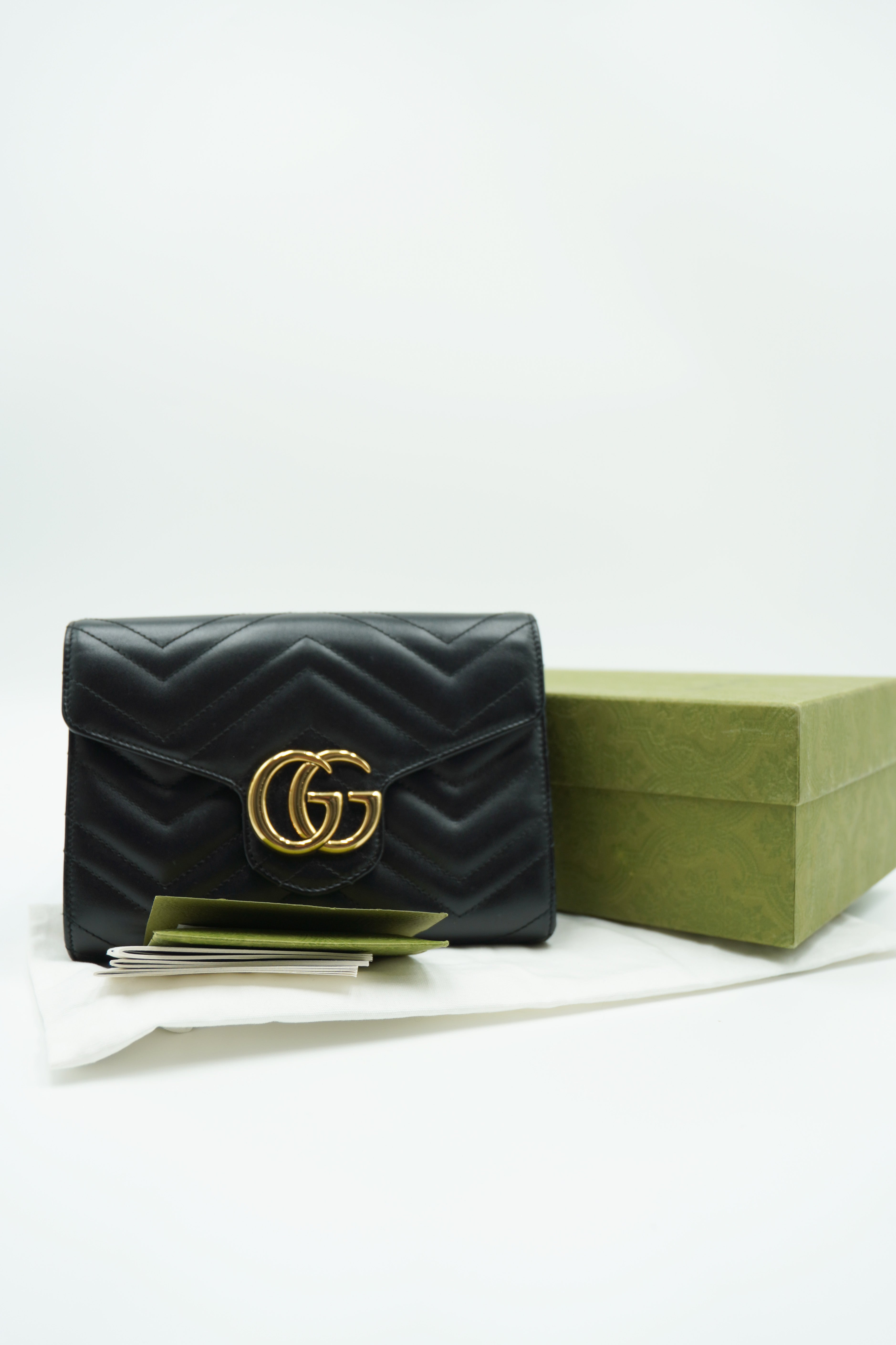 Gucci Borsa Marmont Maxi Wallet On Chain Pelle Nero luxury resale autentica - Aurea Luxury Lab