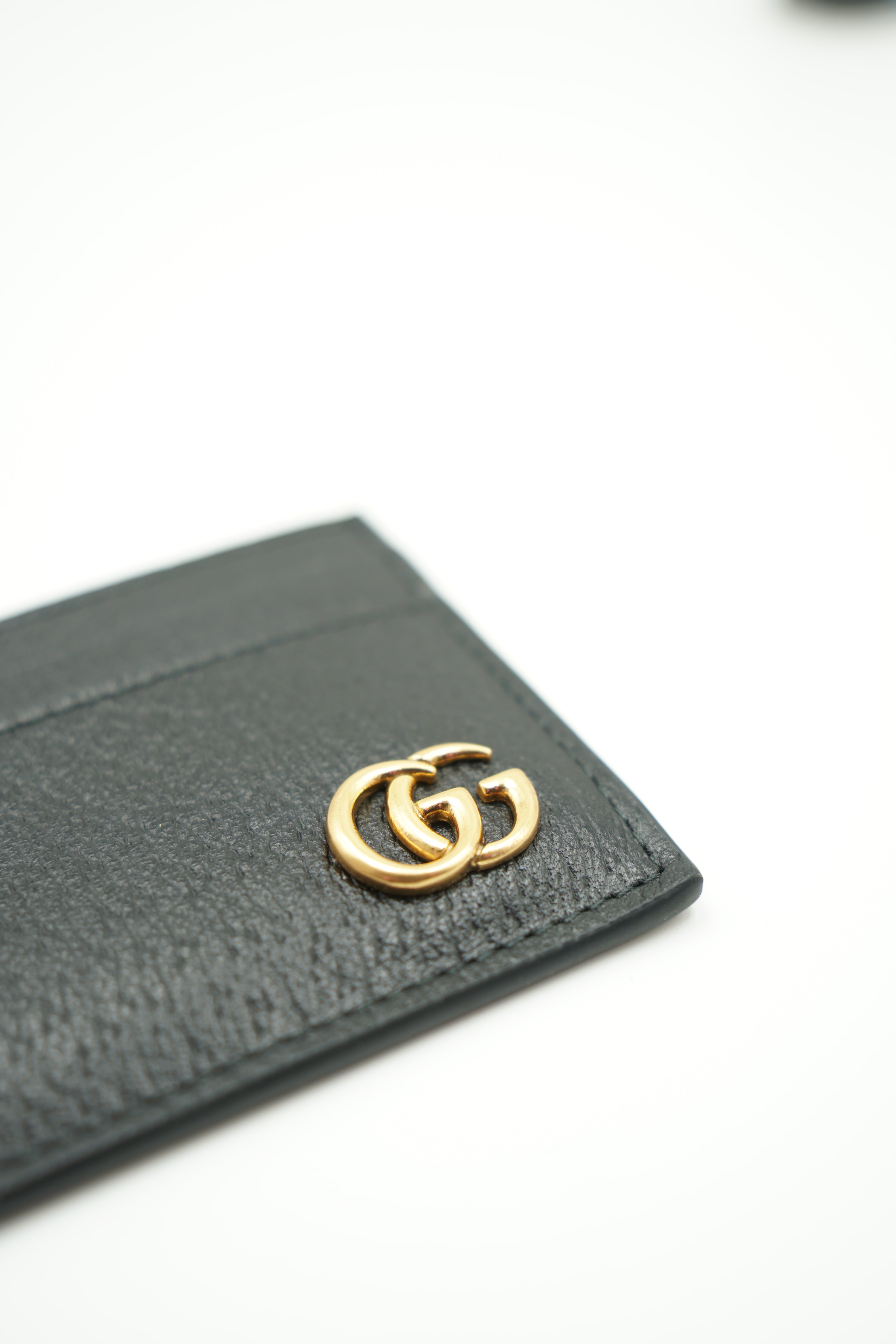 Tarjetero Gucci GG Marmont