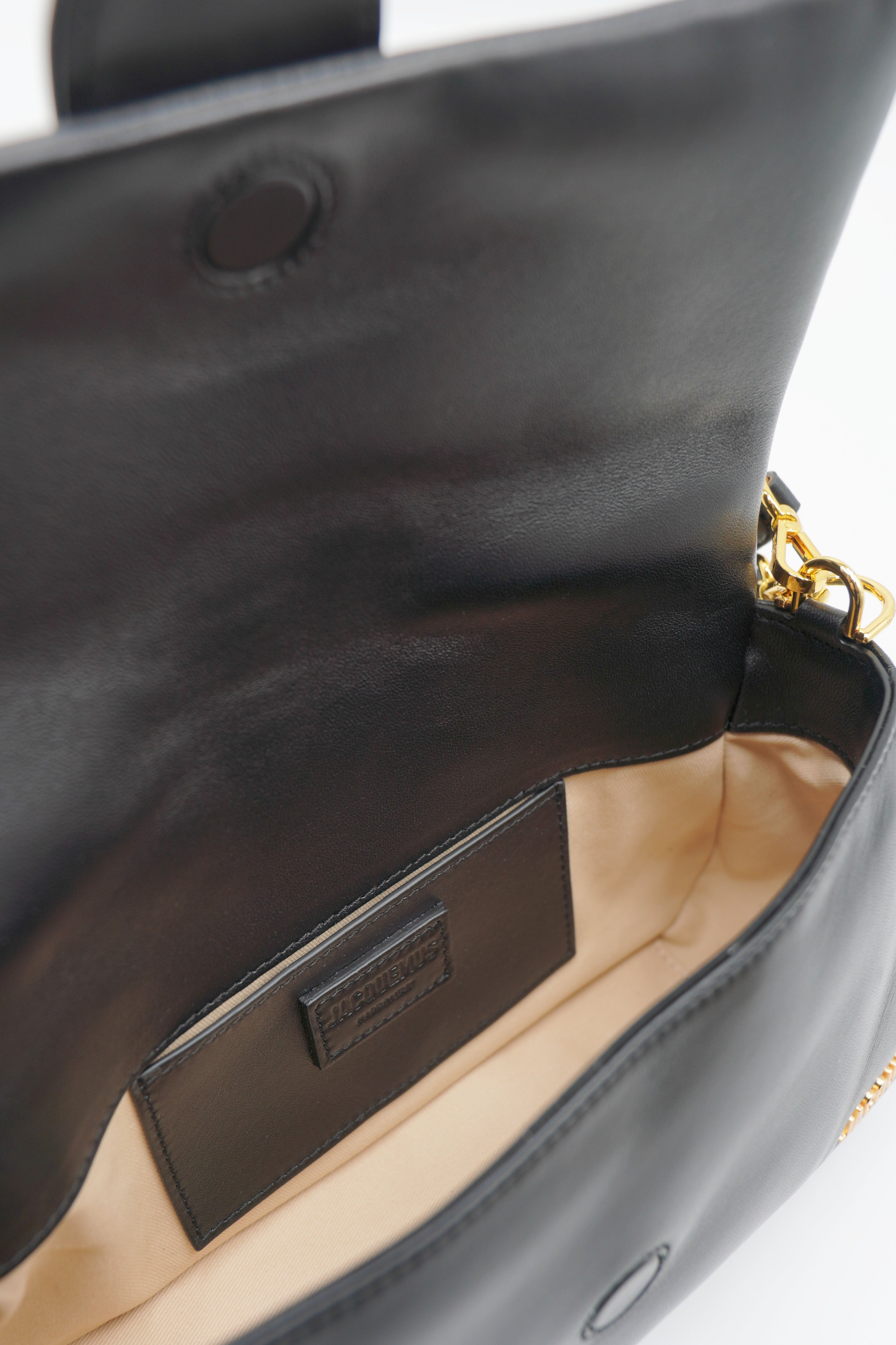 Jacquemus Borsa Le Petite Bambimou in pelle di agnello nera