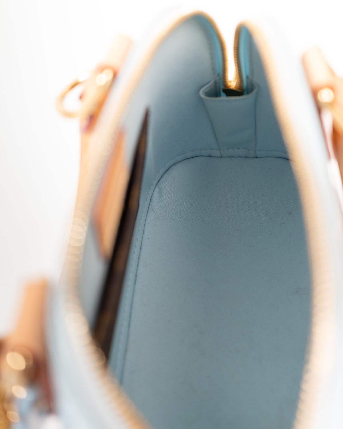 Louis Vuitton Bag Alma BB Vernis Monogram Sky — Pre-owned Authentic