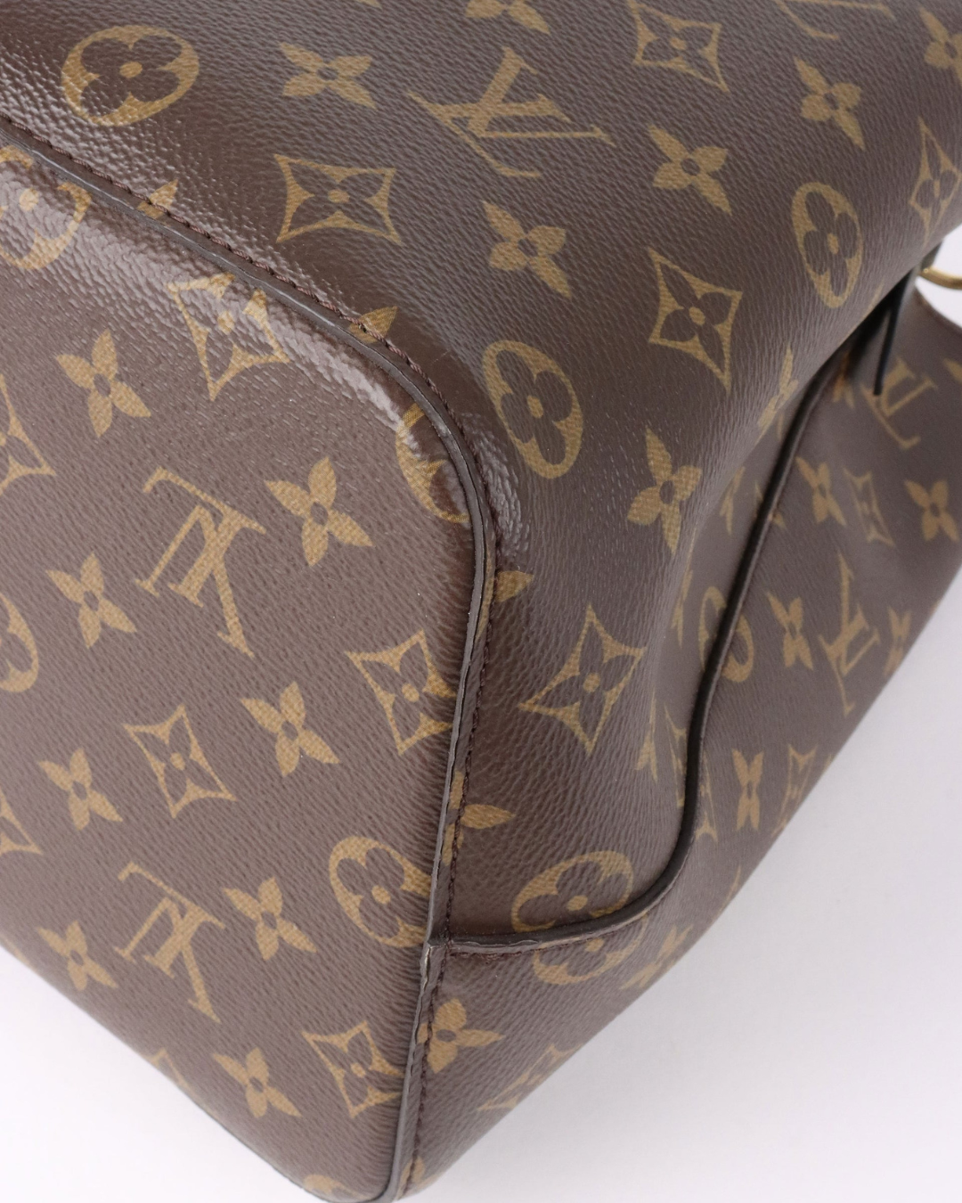 Louis Vuitton Borsa Neo Noè Monogram e Pelle Nero - Usato Autentico