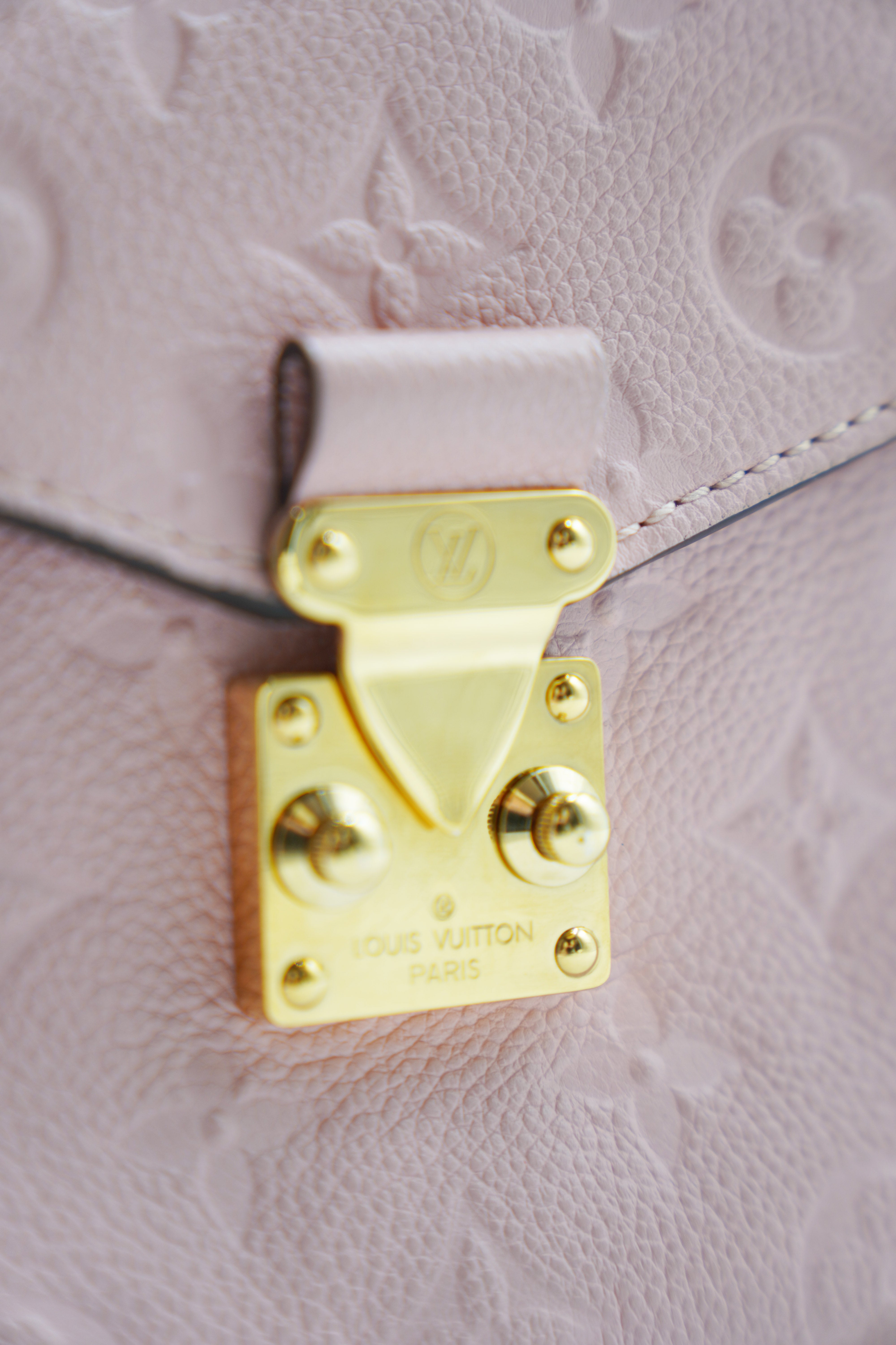 Louis Vuitton Borsa Metis Monogram Empreinte Pelle Rosa Usata luxury resale autentica - Aurea Luxury Lab