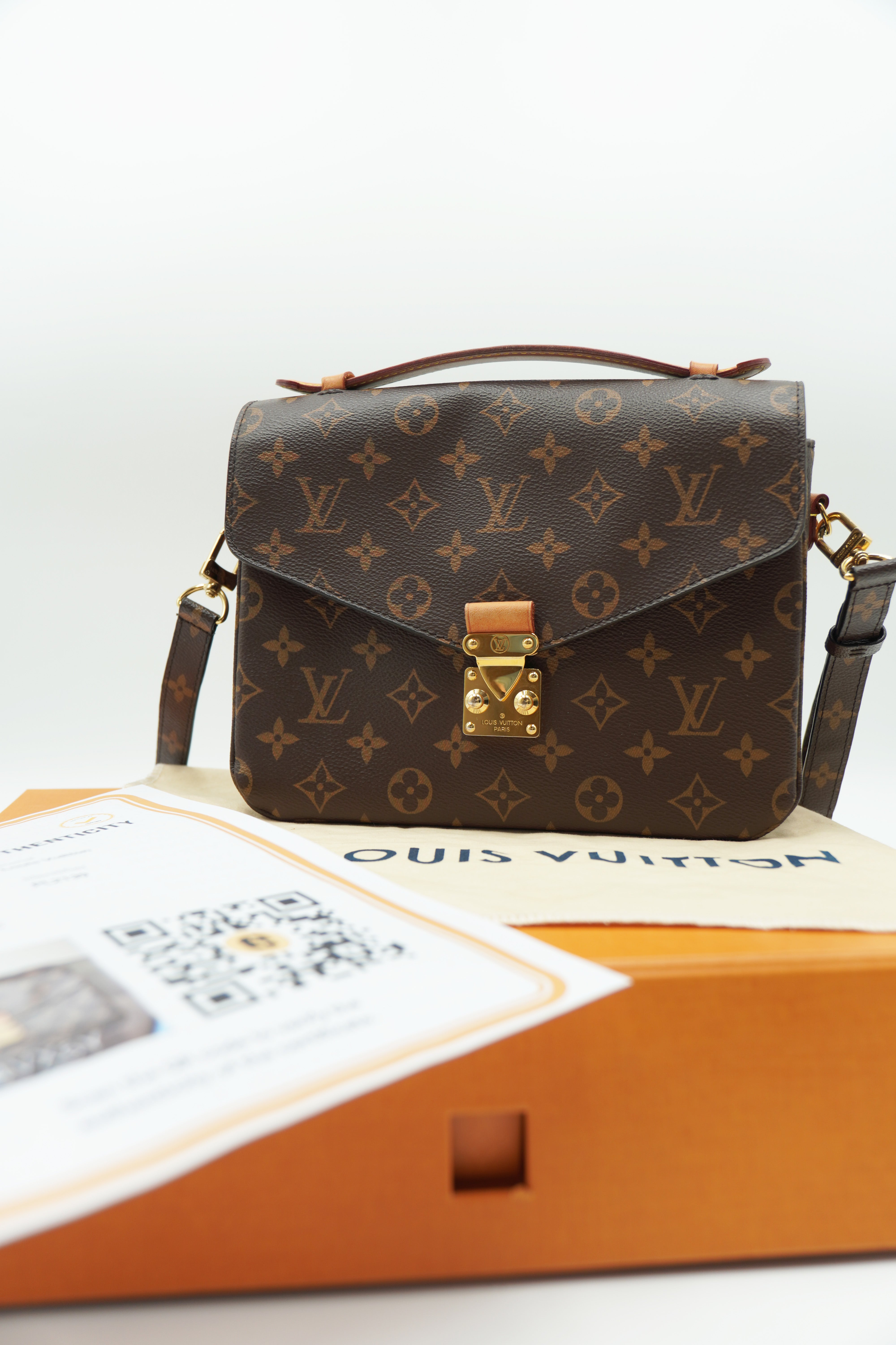 Bolso Louis Vuitton Metis Monogram