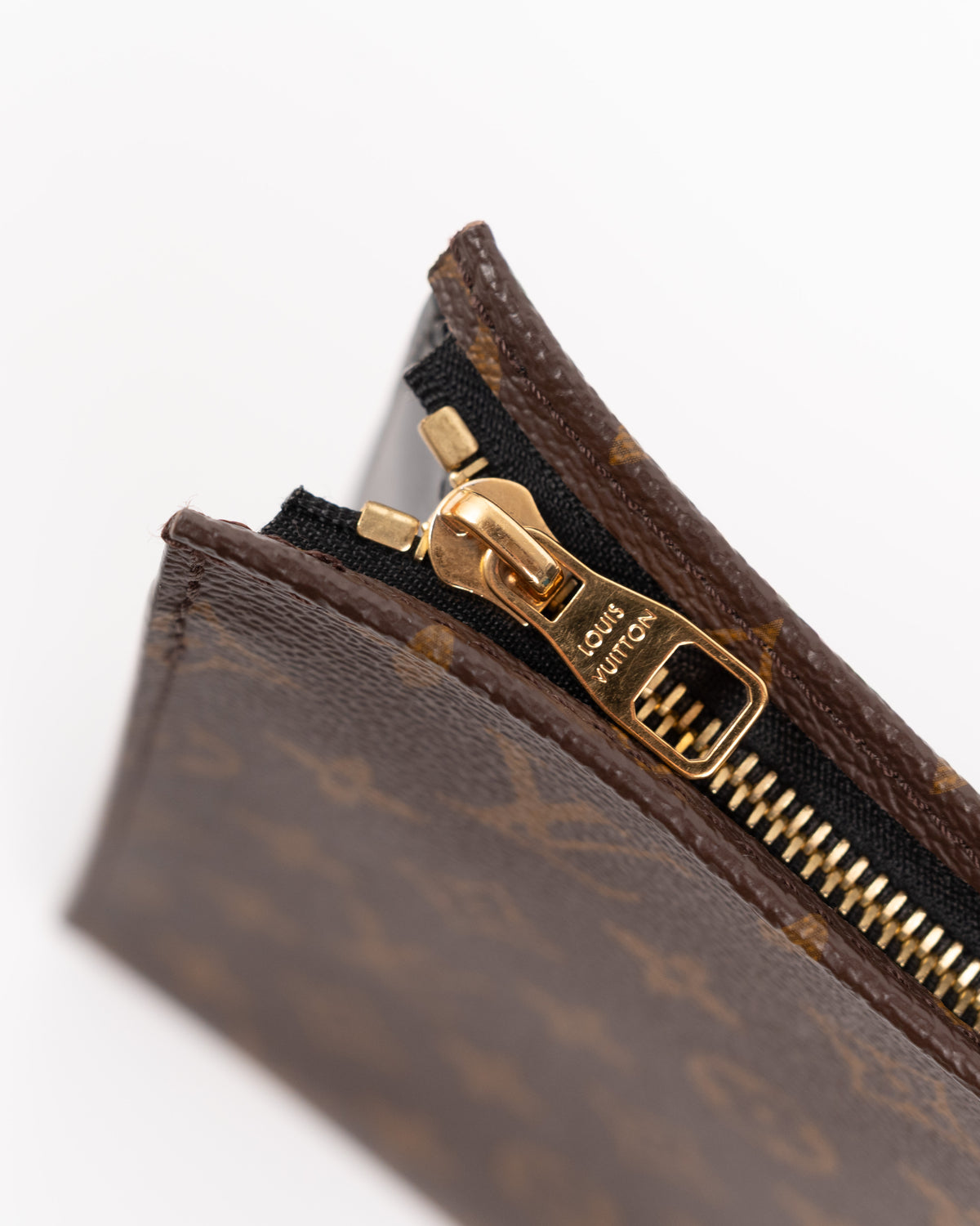 Louis Vuitton Pochette Toilette 26 Tela Monogram e Pelle Nera pre-owned certificata - Aurea Luxury Lab