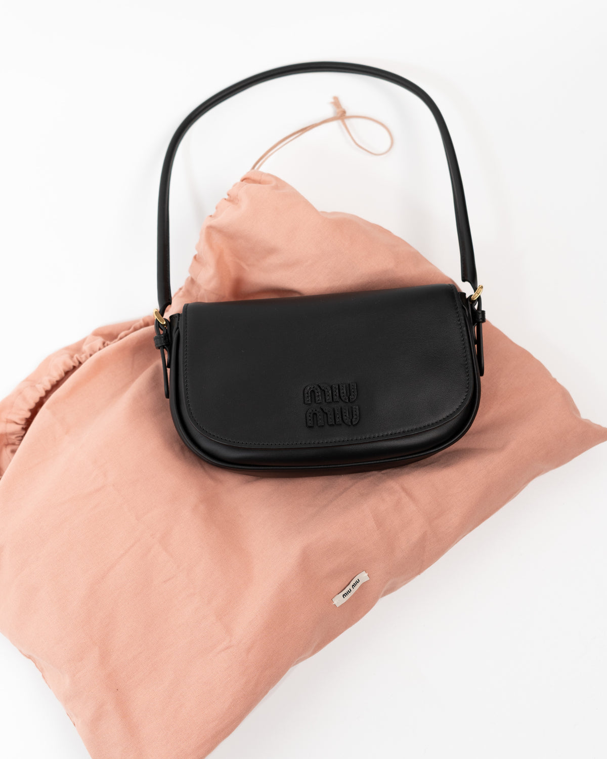 Miu Miu Borsa Pouch Pelle Nera pre-owned certificata - Aurea Luxury Lab