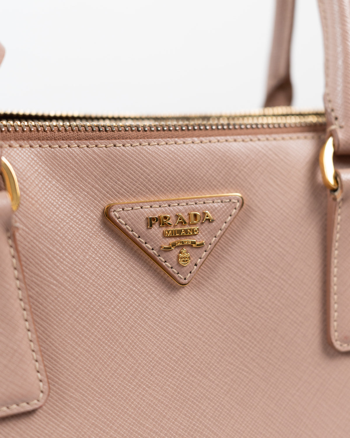 Prada Borsa Galleria Grande Pelle Saffiano Rosa second hand luxury - Aurea Luxury Lab