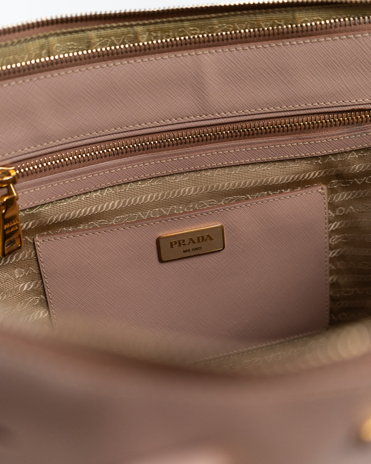 Prada Borsa Galleria Grande Pelle Saffiano Rosa pre-owned certificata - Aurea Luxury Lab