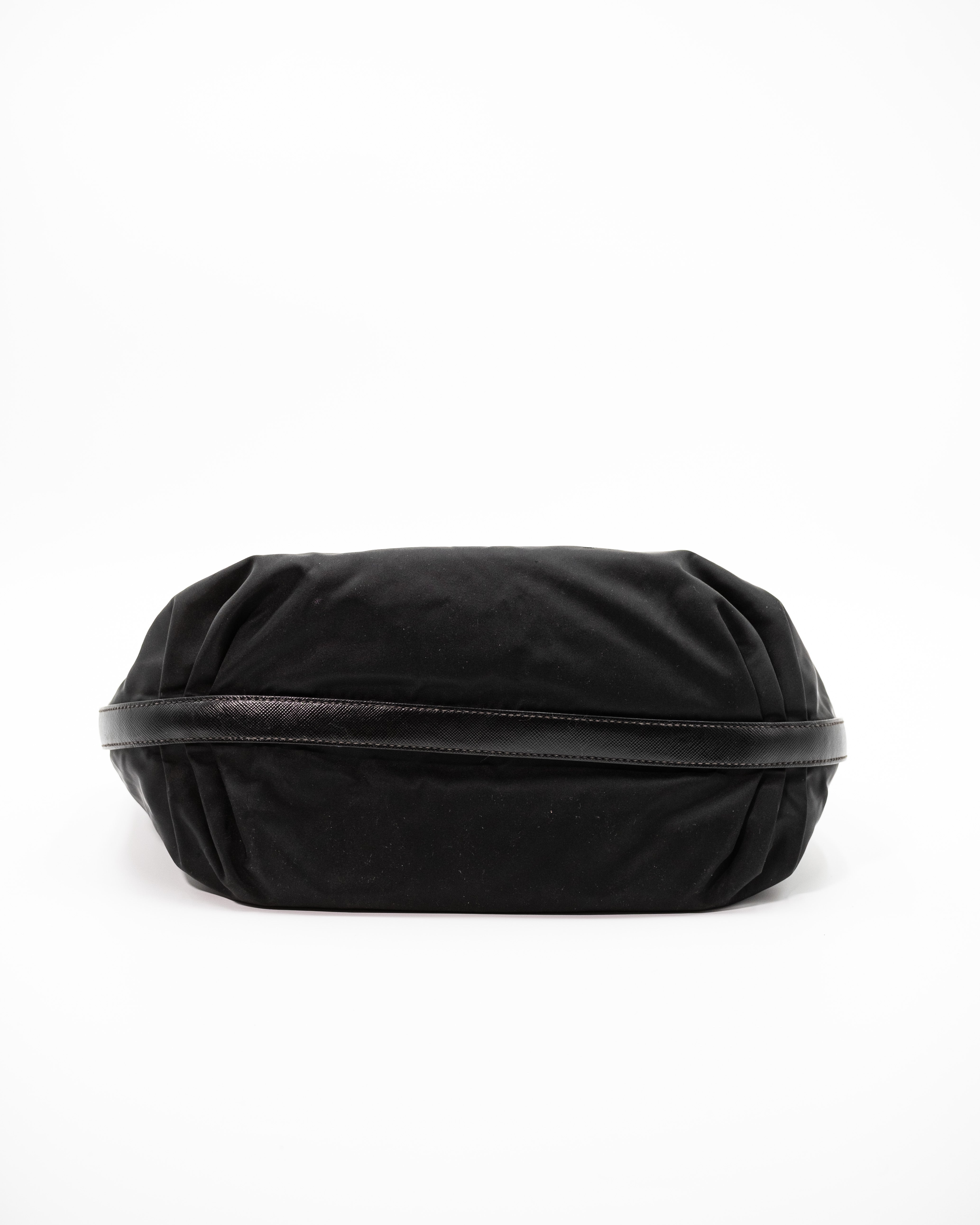 Prada Borsa Hobo Passpartout Nylon Nera borsa usata autentica - Aurea Luxury Lab