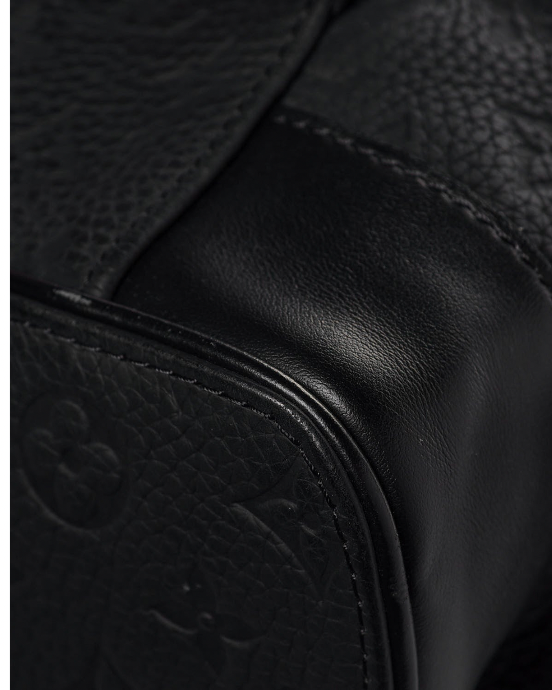 Louis Vuitton Christopher MM Backpack Taurillon Leather Louis Vuitton Christopher MM Backpack Taurillon Leather