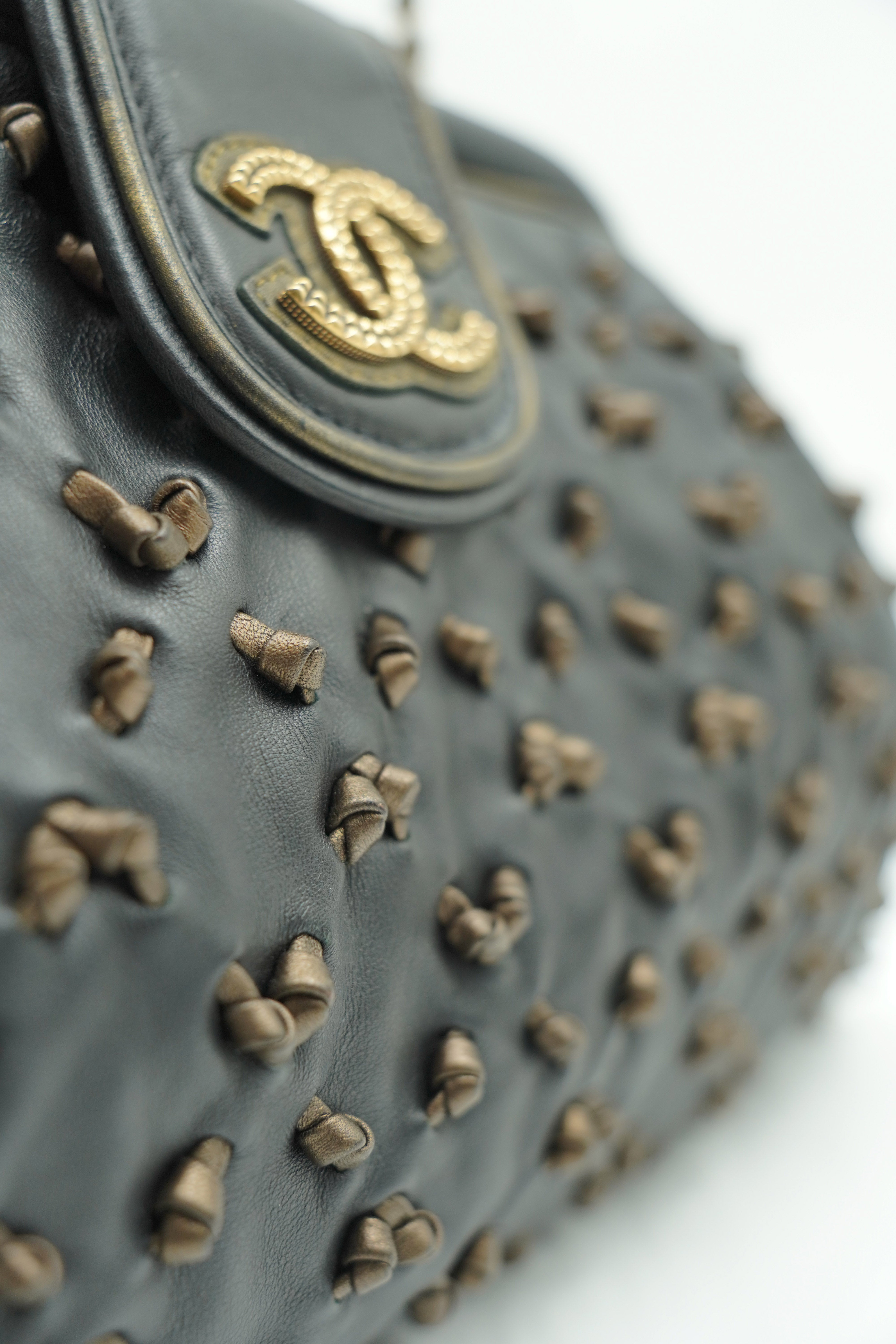 Chanel Borsa Clutch In Pelle Devorè Broccato Nera usata autentica - Aurea Luxury Lab