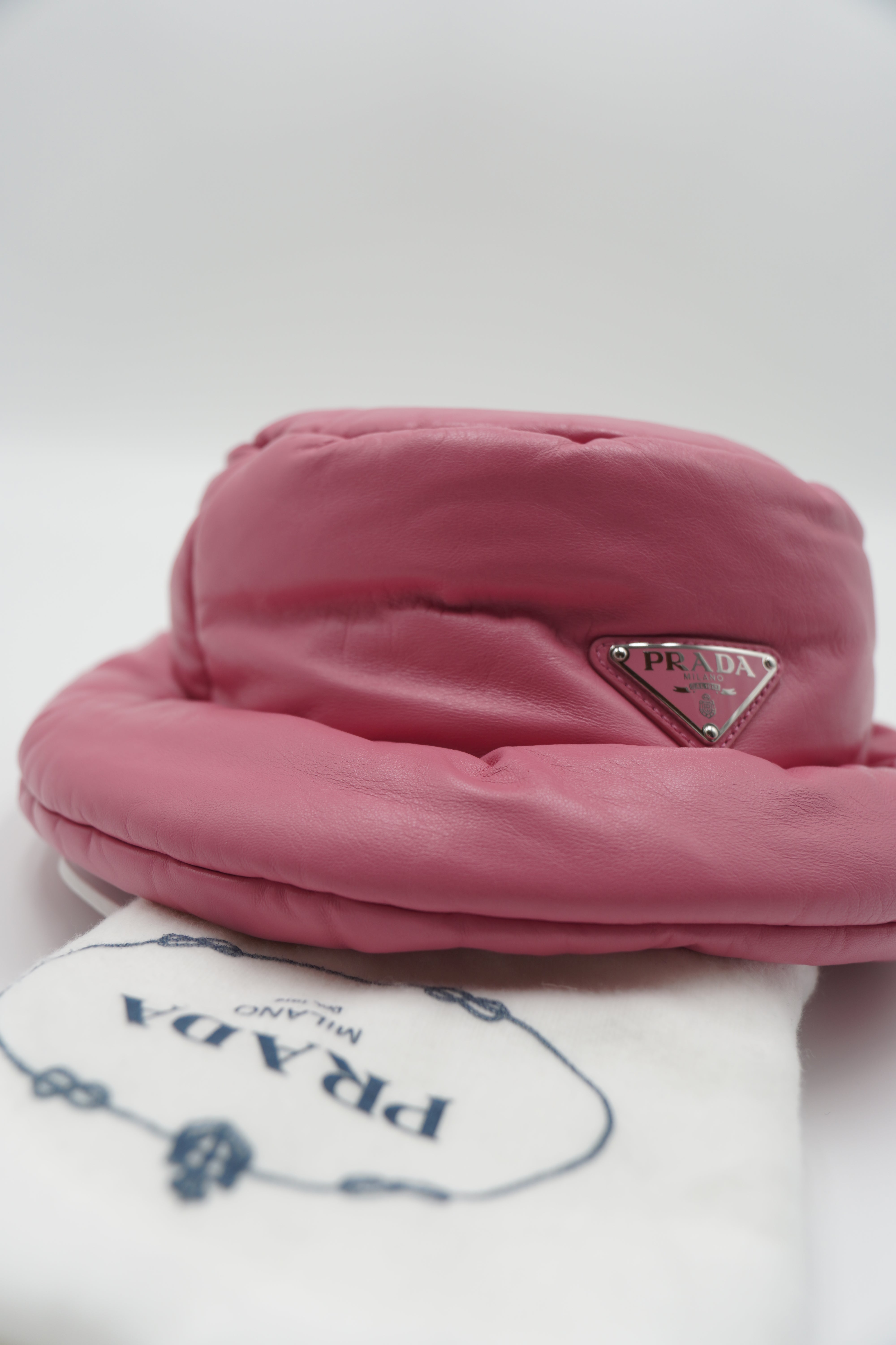 Prada Cappello Quilted Pelle Fuscia