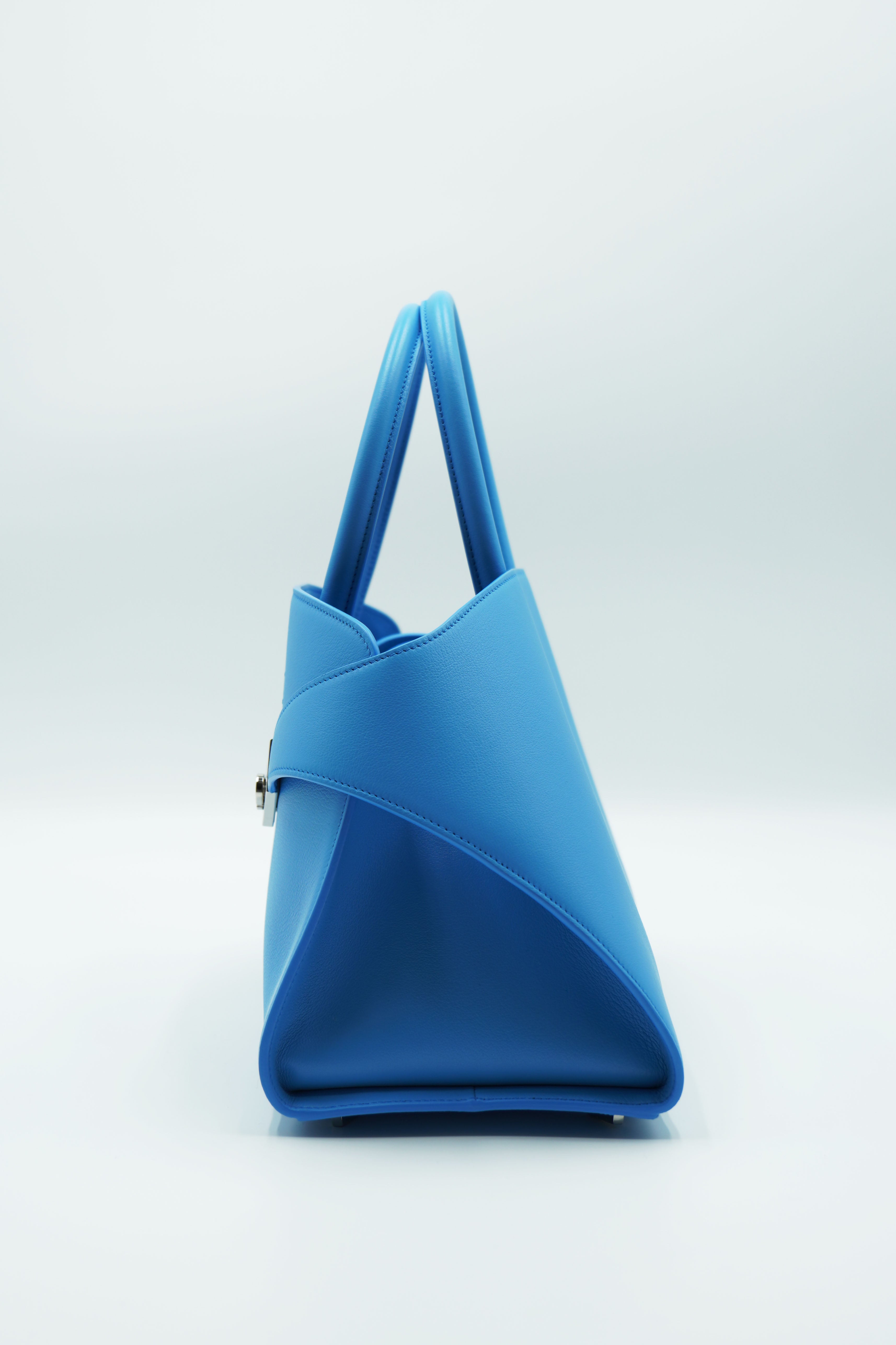 Salvatore Ferragamo Borsa Hug Media Celeste