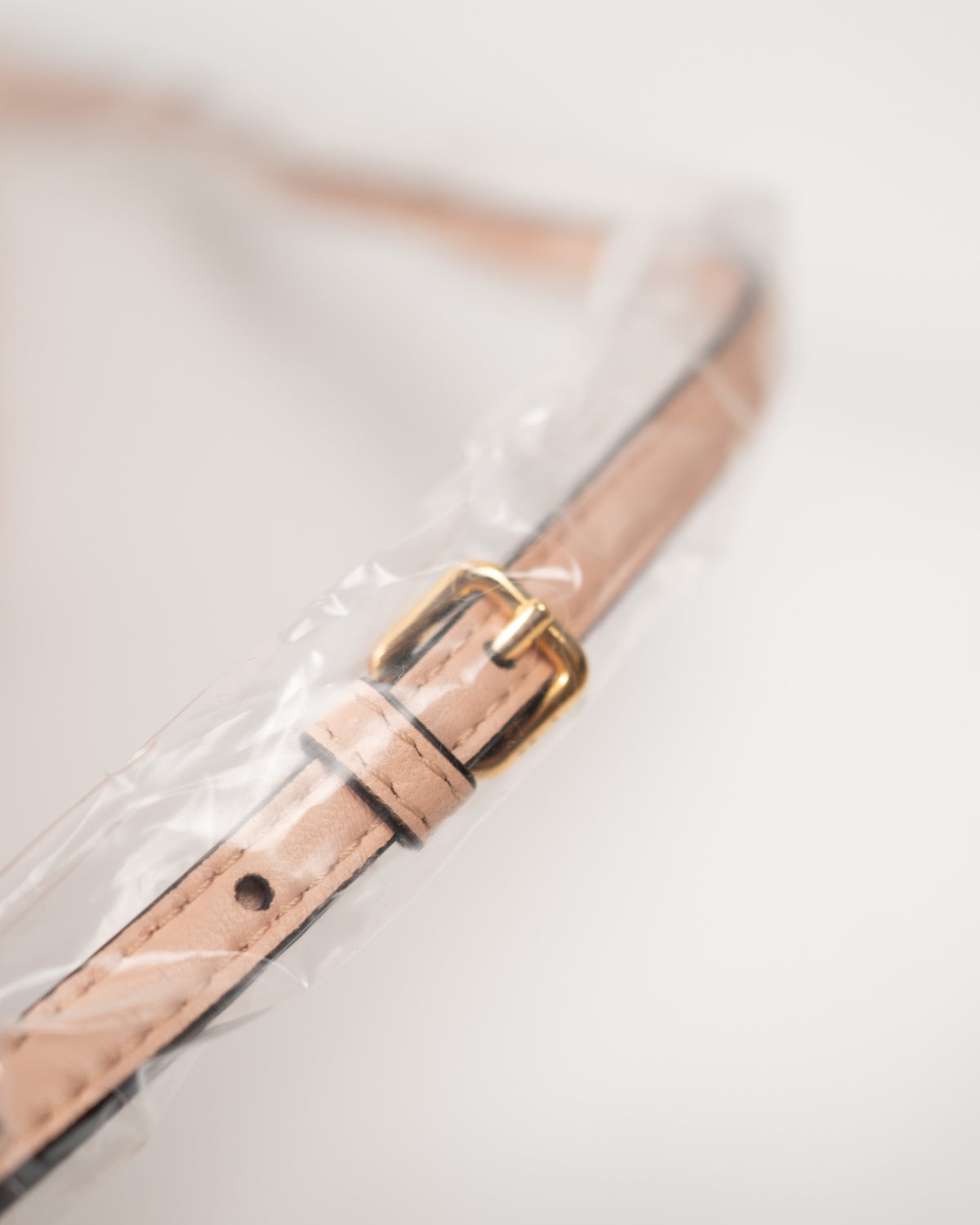 Fendi Borsa First Edizione Limitata Pelliccia di Volpe Rosa preloved luxury certificata - Aurea Luxury Lab