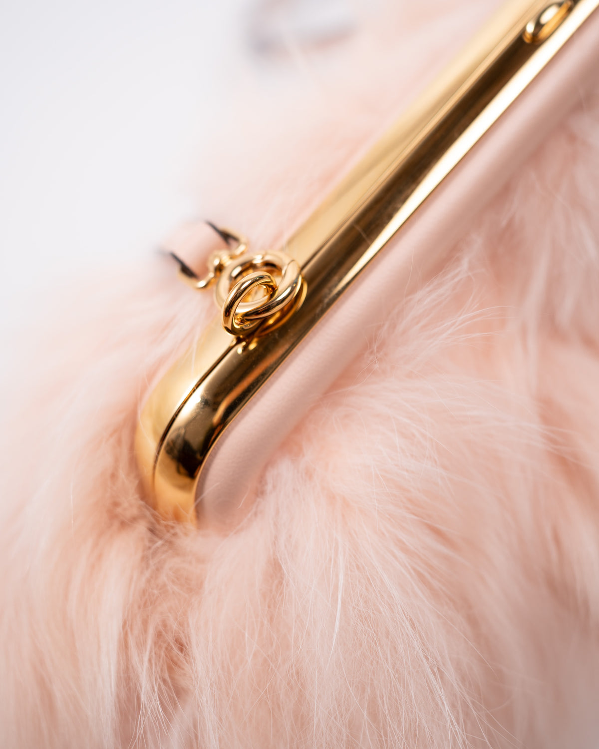 Fendi Borsa First Edizione Limitata Pelliccia di Volpe Rosa pre-owned autentica - Aurea Luxury Lab