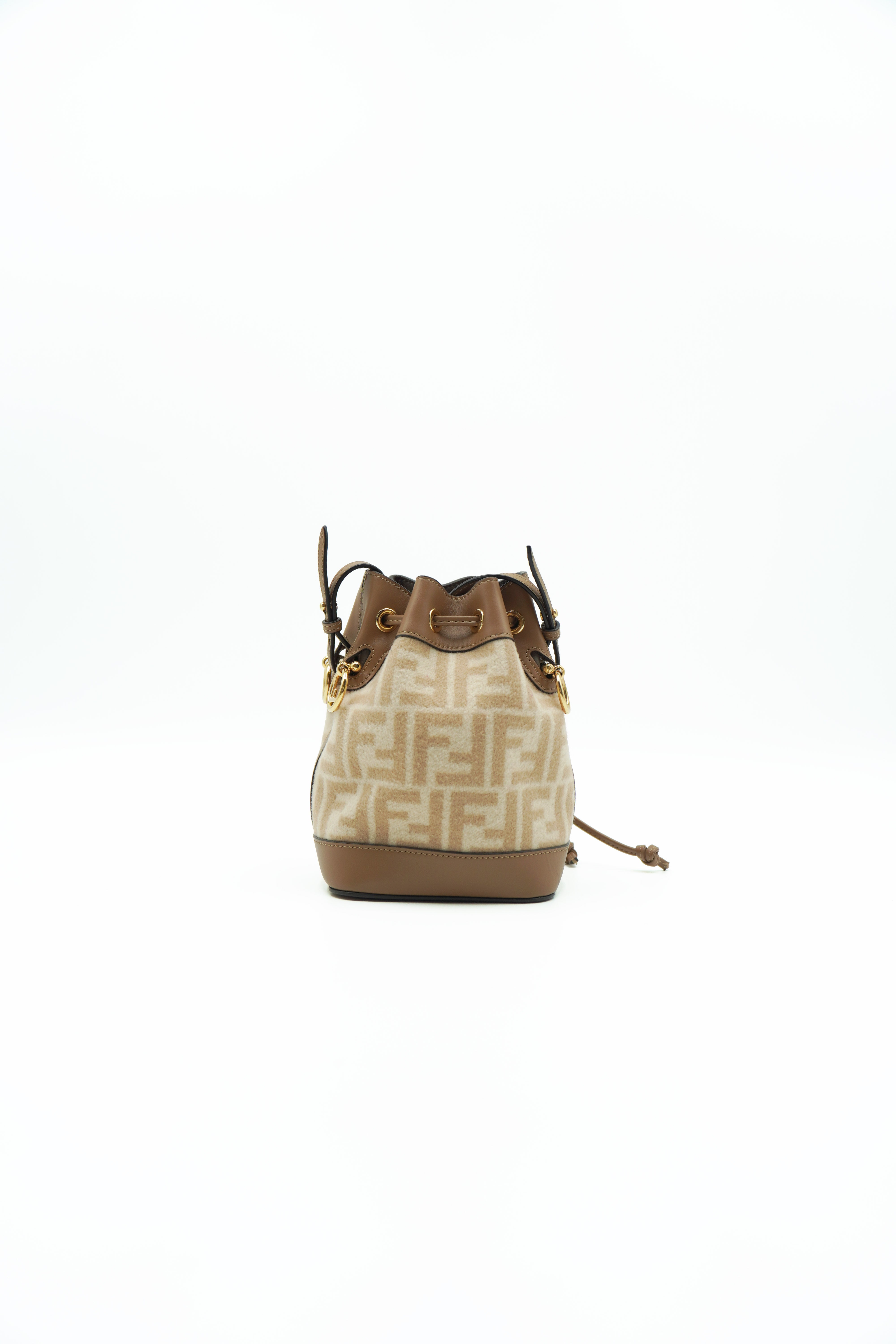 Fendi Borsa Mini Secchiello Mon Trèsor Pelle Beige usata autentica - Aurea Luxury Lab