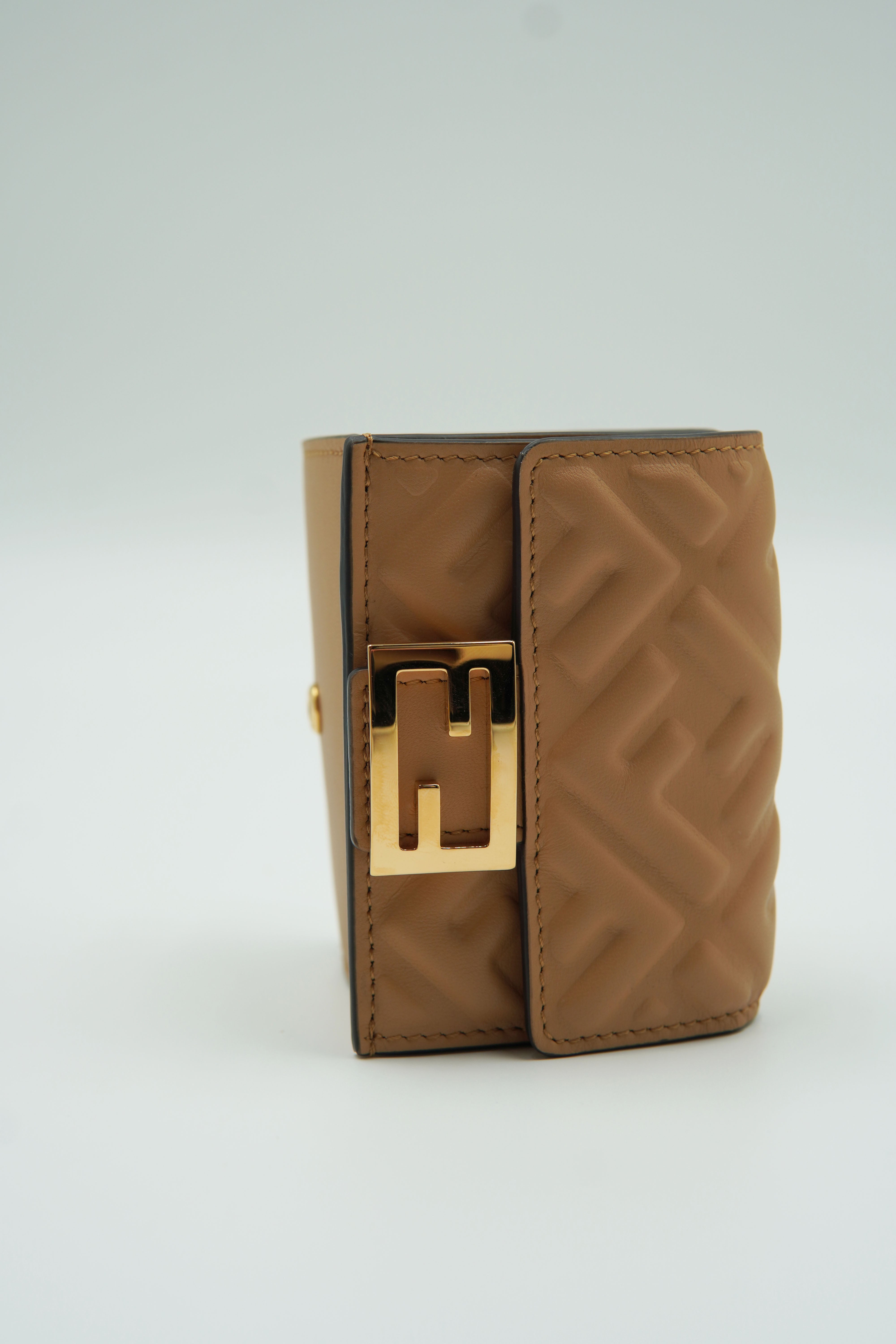 Fendi Portafoglio Baguette Trifold Nappa